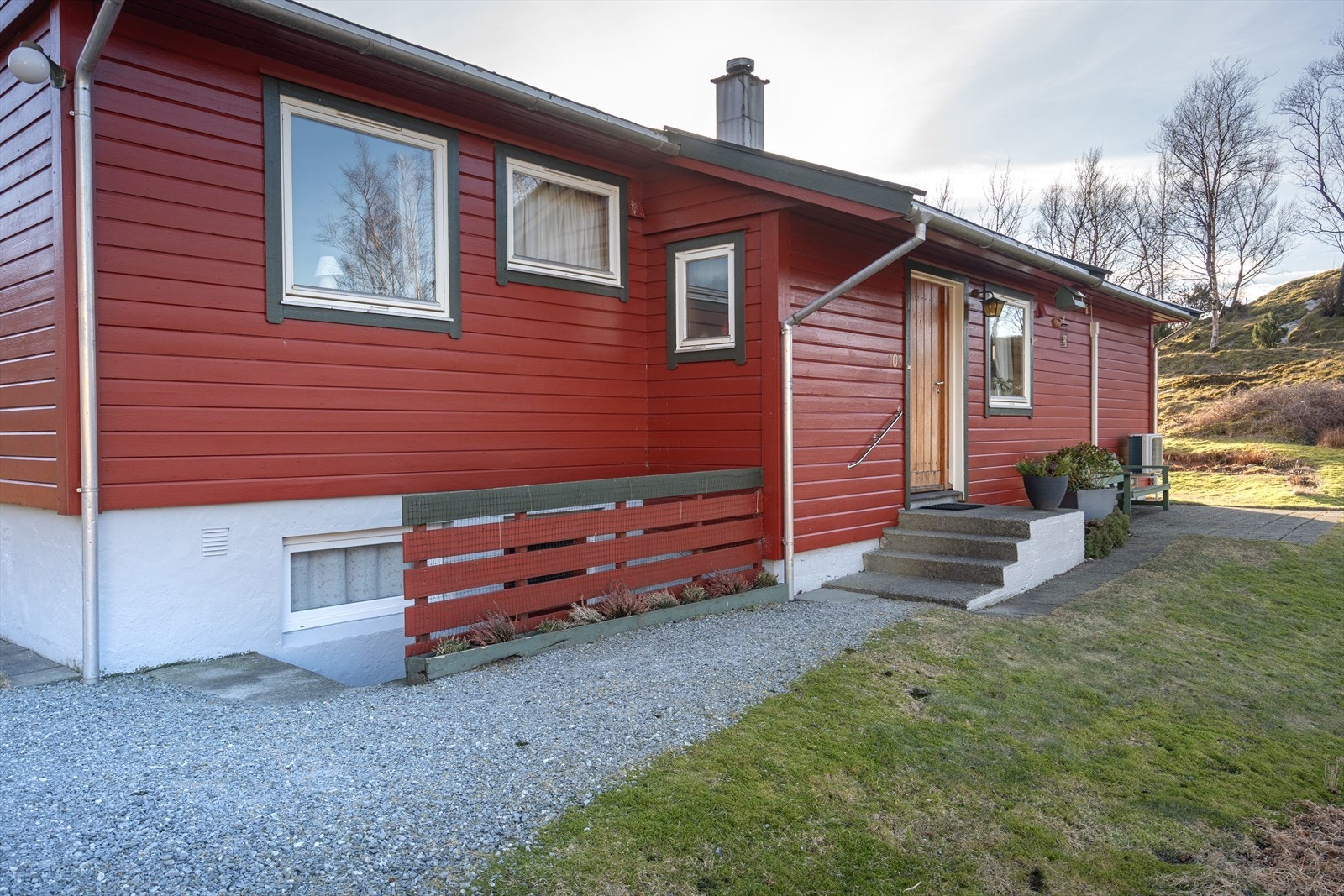 Boligen fremstår godt ivaretatt og med jevnlig vedlikehold Galleribilde