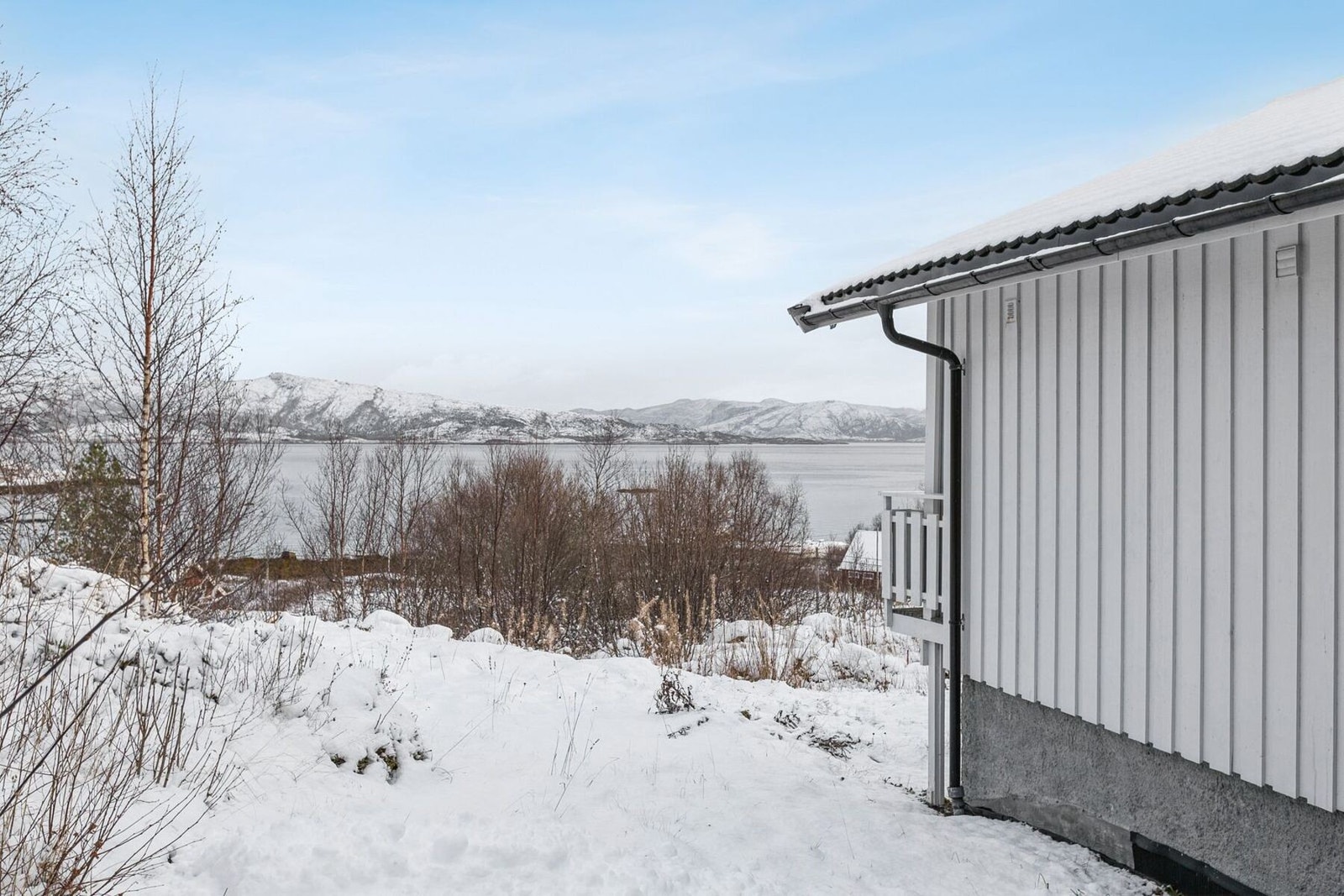 Taktekke og takrenner er skiftet i 2012 Galleribilde