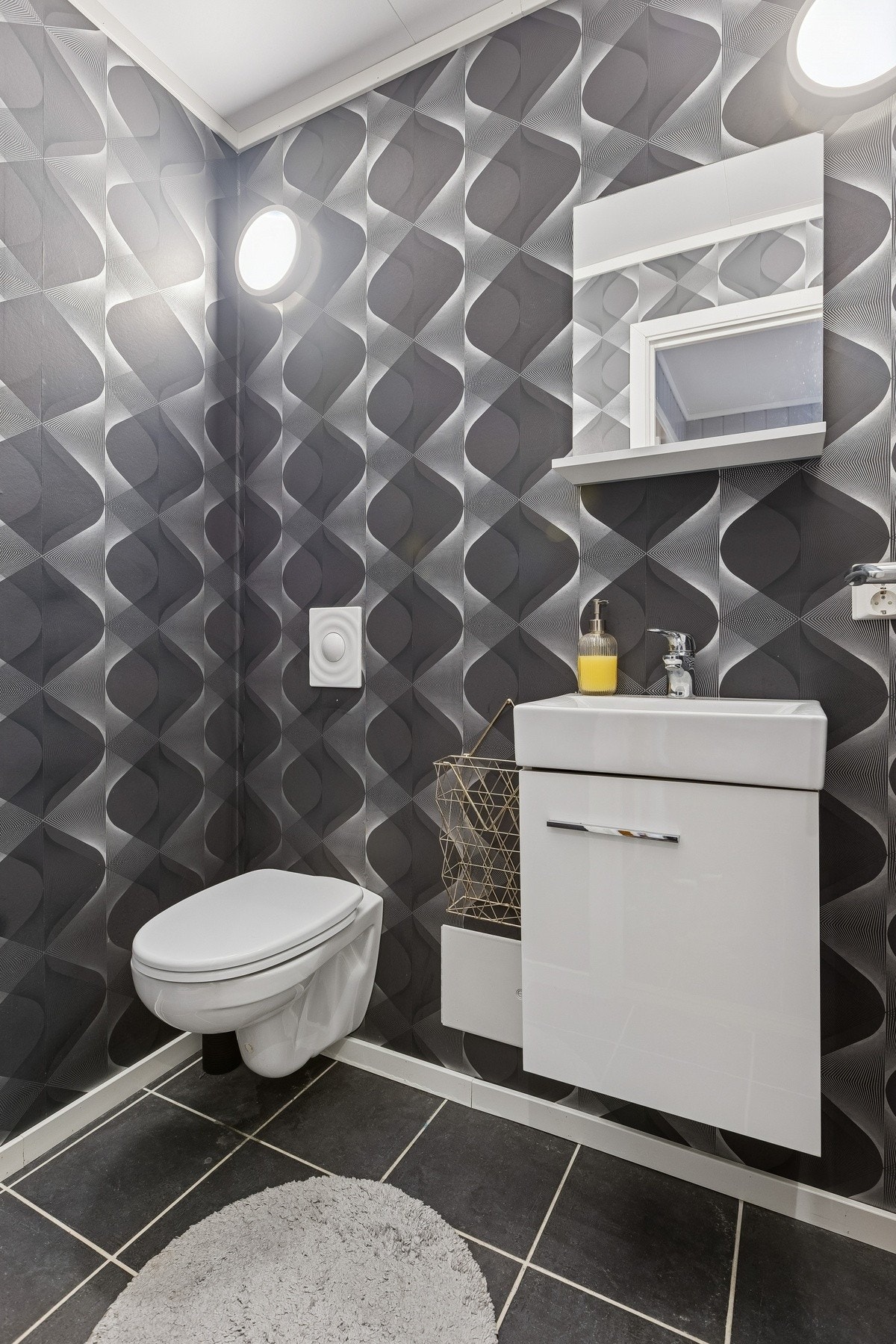 Toalettrom Galleribilde