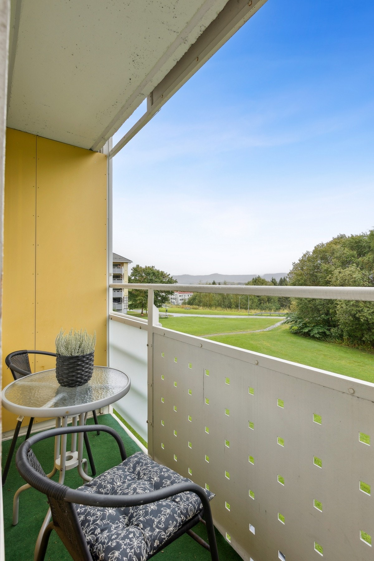 Balkongen er på 3 kvm. Galleribilde