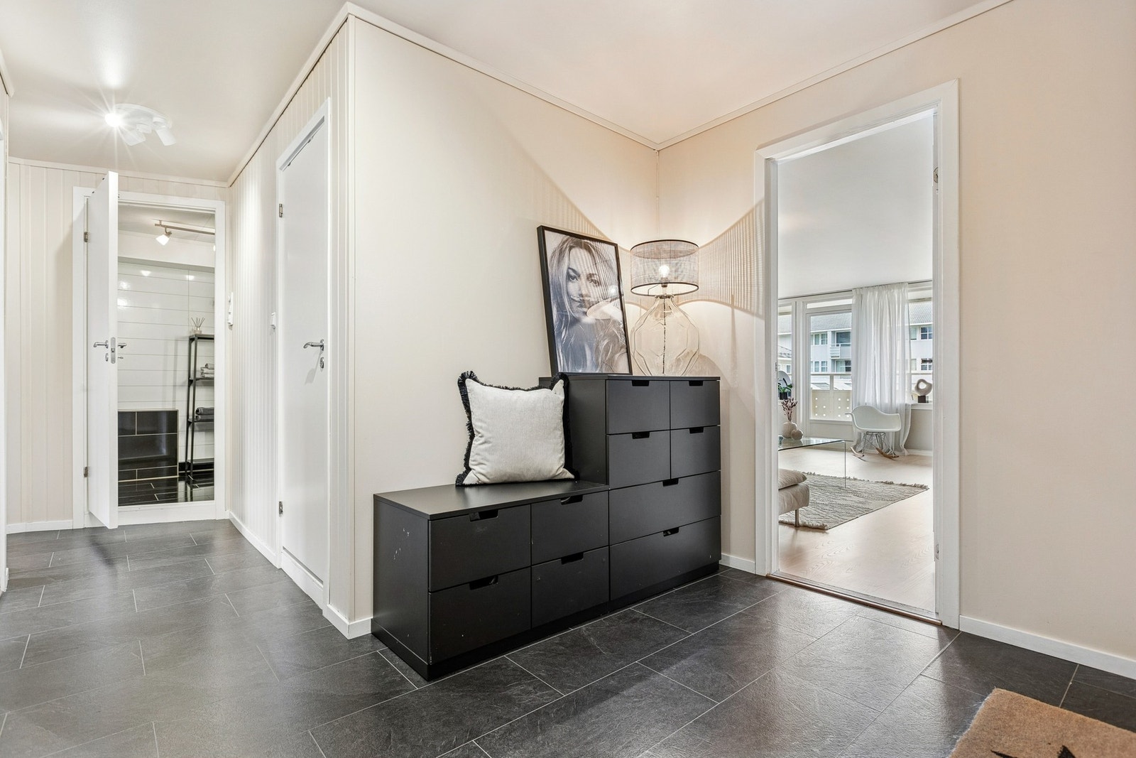 Stor entre/gang på 11,5 kvm. Galleribilde