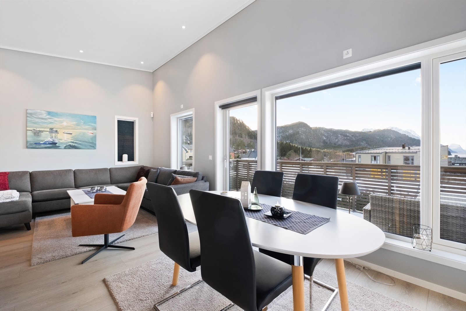 Fra kjøkken mot stue Galleribilde