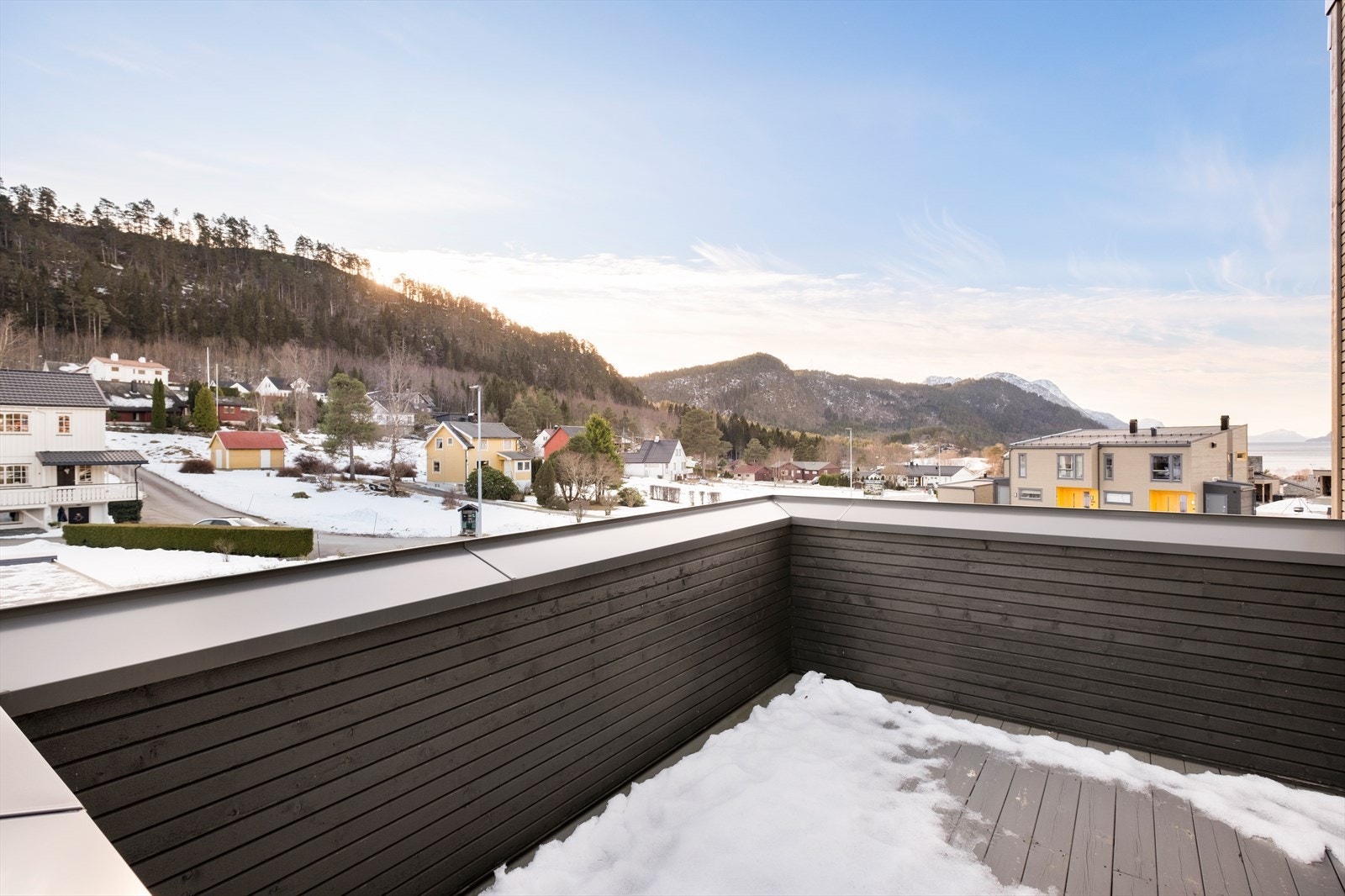 Sydvendt balkong Galleribilde