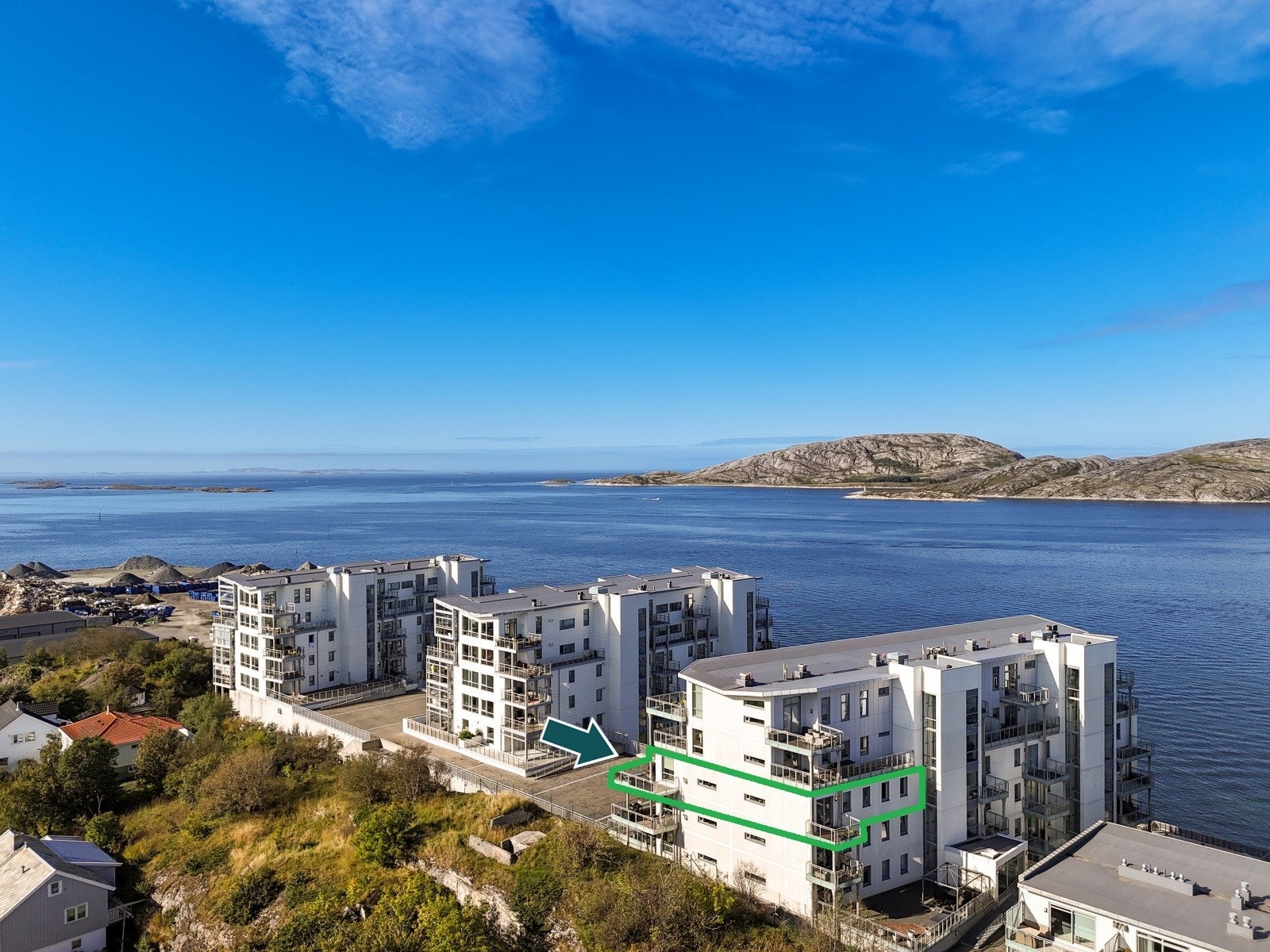 Gjennomgående endeleilighet i 7. etasje med både østvendt og vestvendt balkong - Svært gode solforhold og flott utsikt Galleribilde