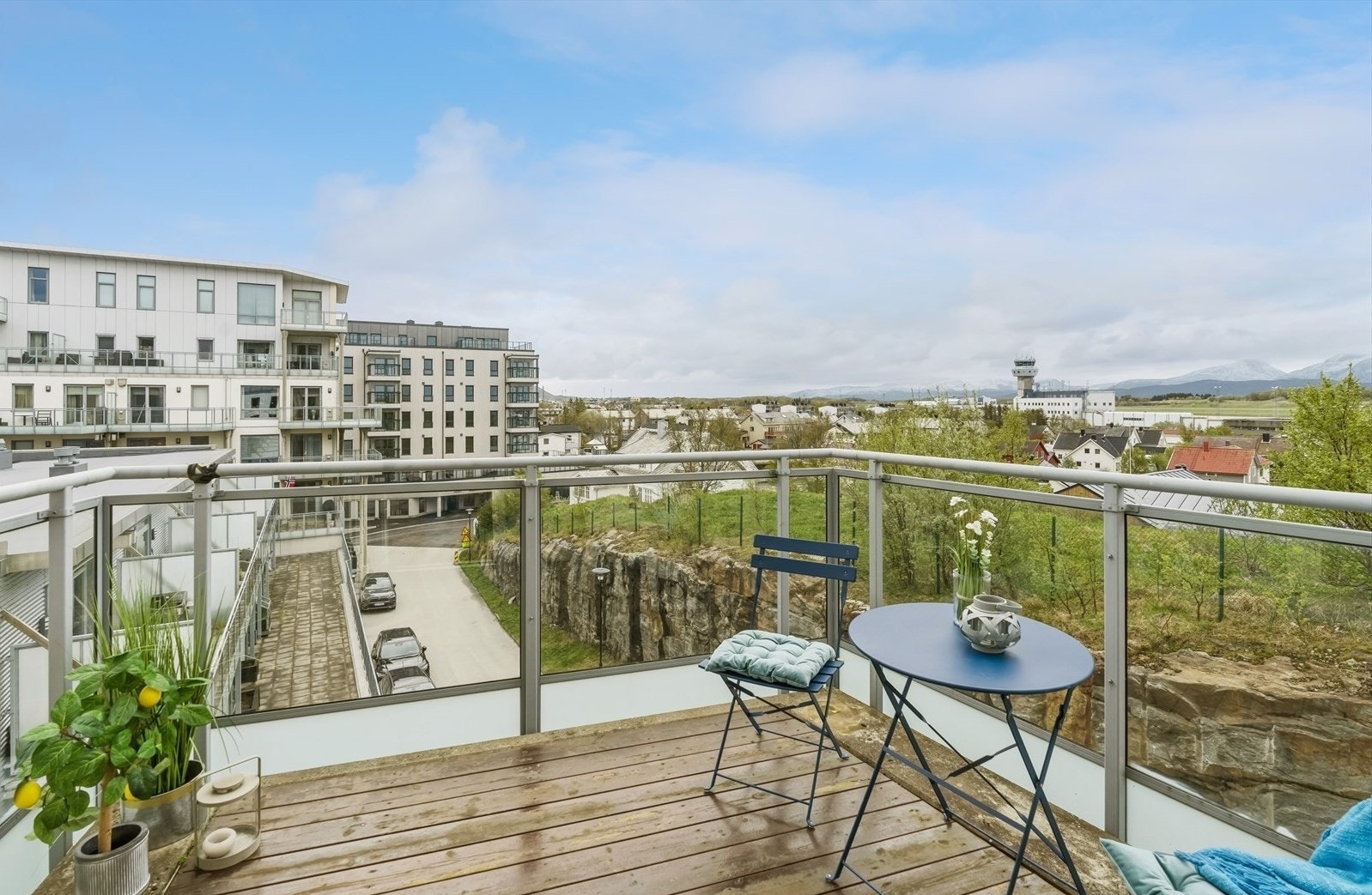 Her får du med andre ord svært gode solforhold med både vestvendt og østvendt balkong Galleribilde