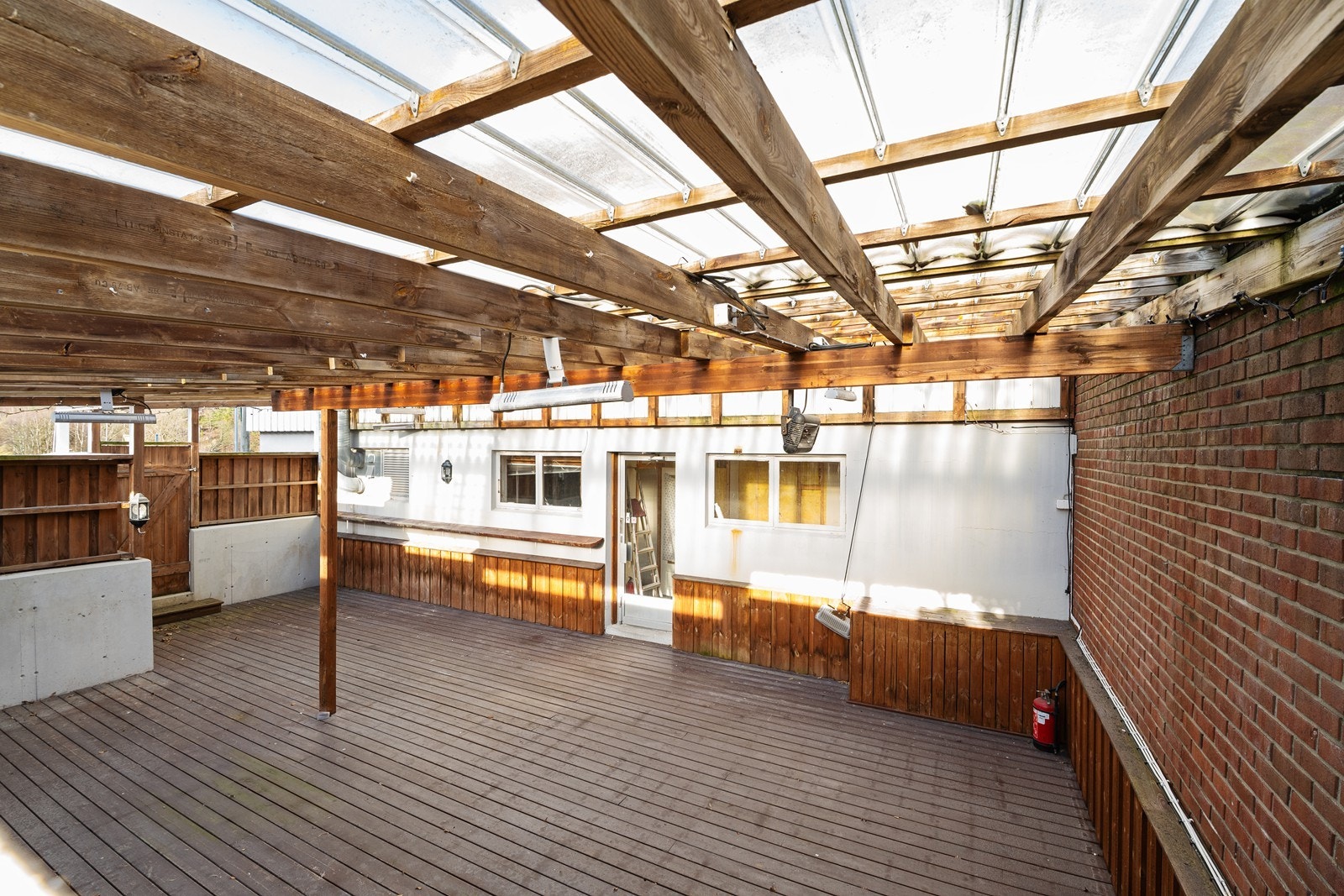 Uteplass Galleribilde