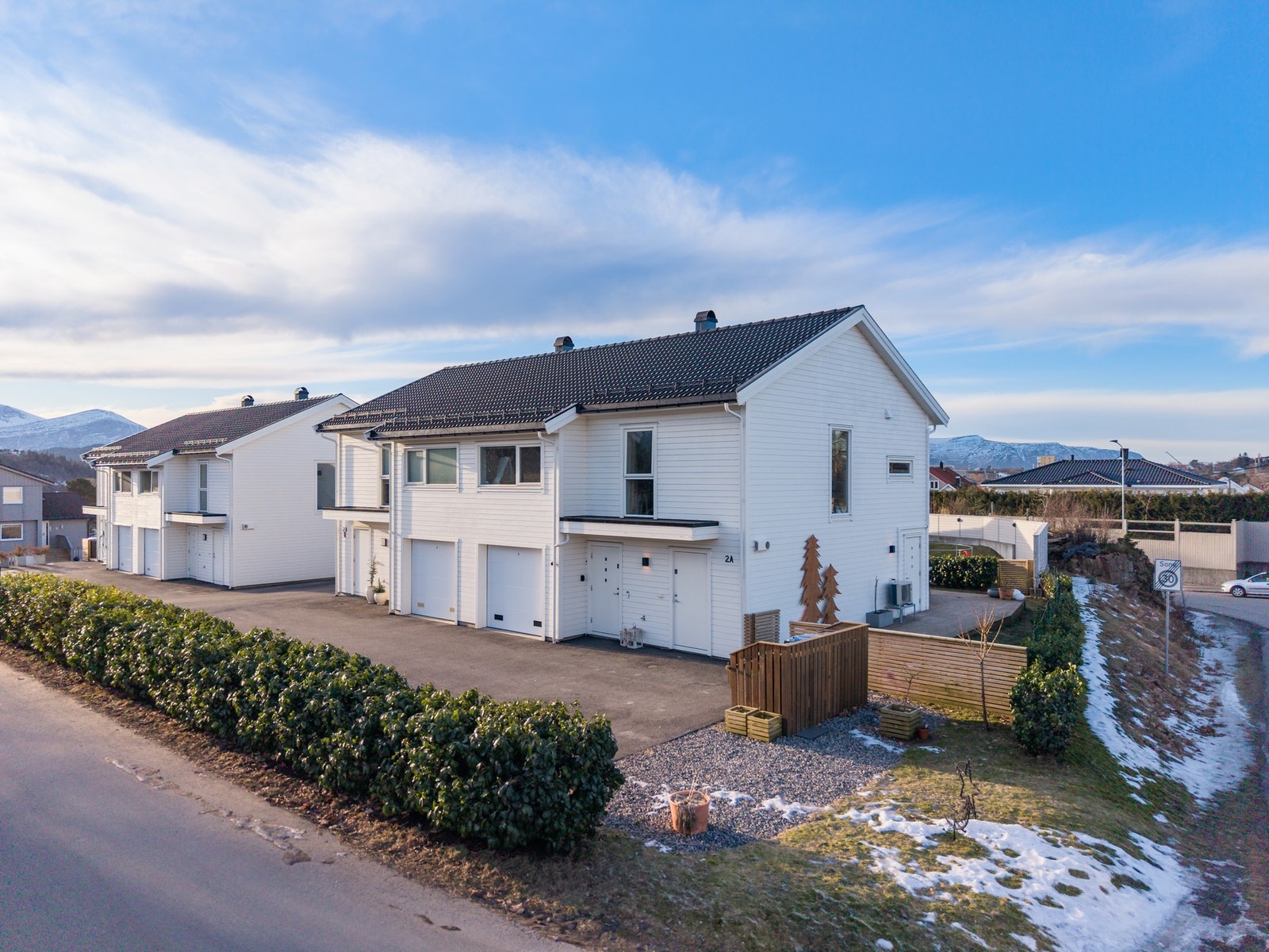 EIE eiendomsmegling v/ Knut Øyvind Grytten presenterer Øvre Holen 2A! Foto: Viking Media v/ Marius Hoddevik. Galleribilde
