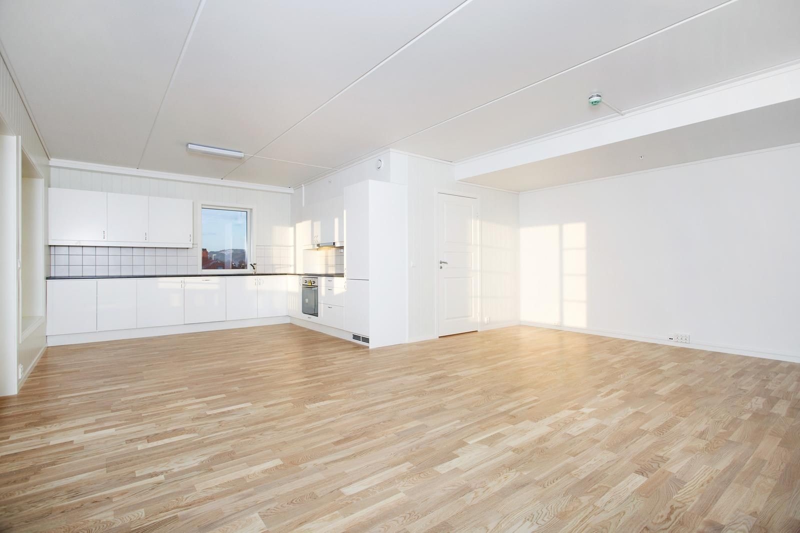 Velkommen til Ole Vigs gate 30! En moderne 3-roms som er ledig fra midten av august. Galleribilde