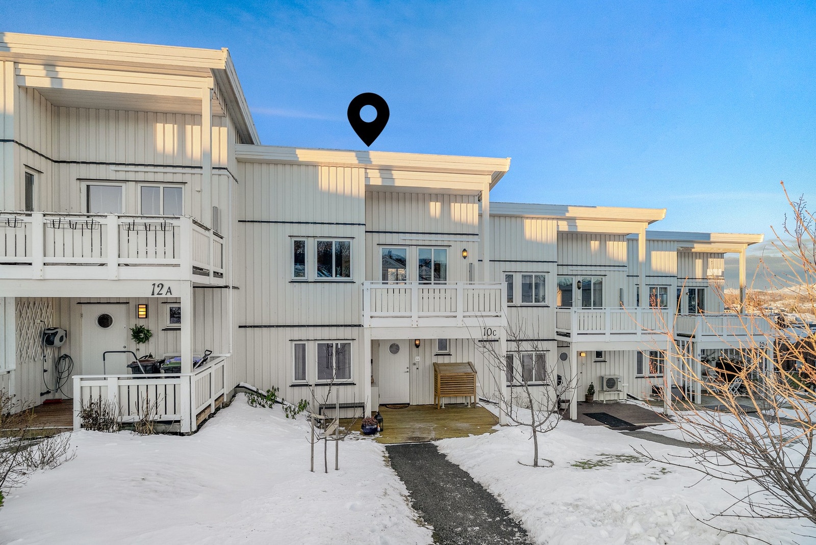 Fasade adkomst Galleribilde