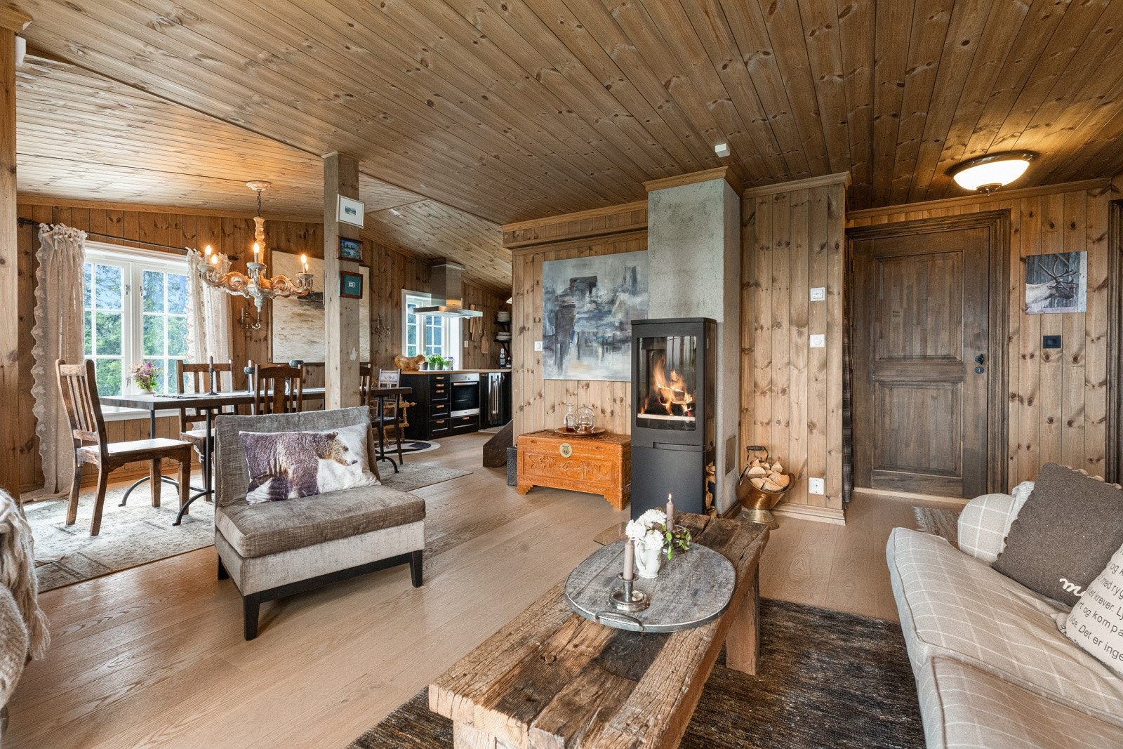 Delikat hytte med fine fargevalg og gode materialer Galleribilde