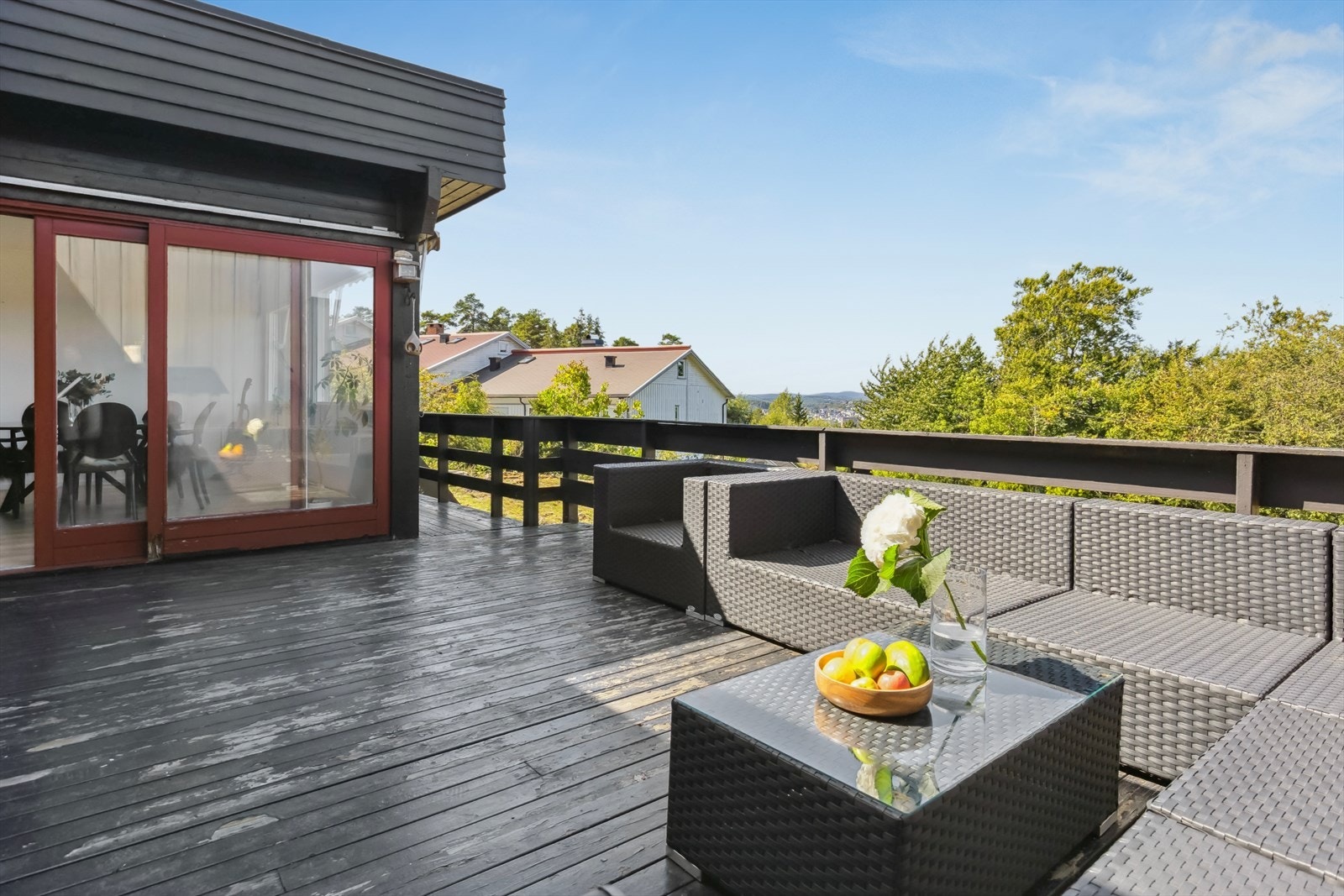 Her har du sol fra tidlig ettermiddag, helt til den går ned. Galleribilde