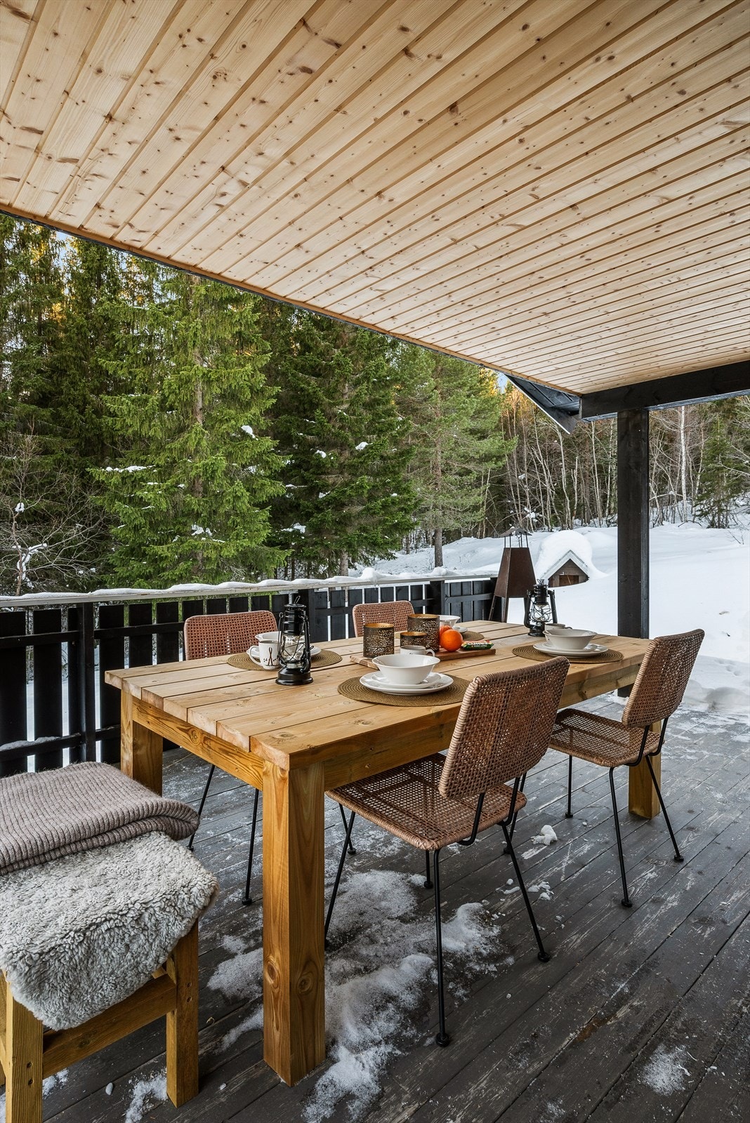 Terrassen måler cirka 38 kvm. Galleribilde