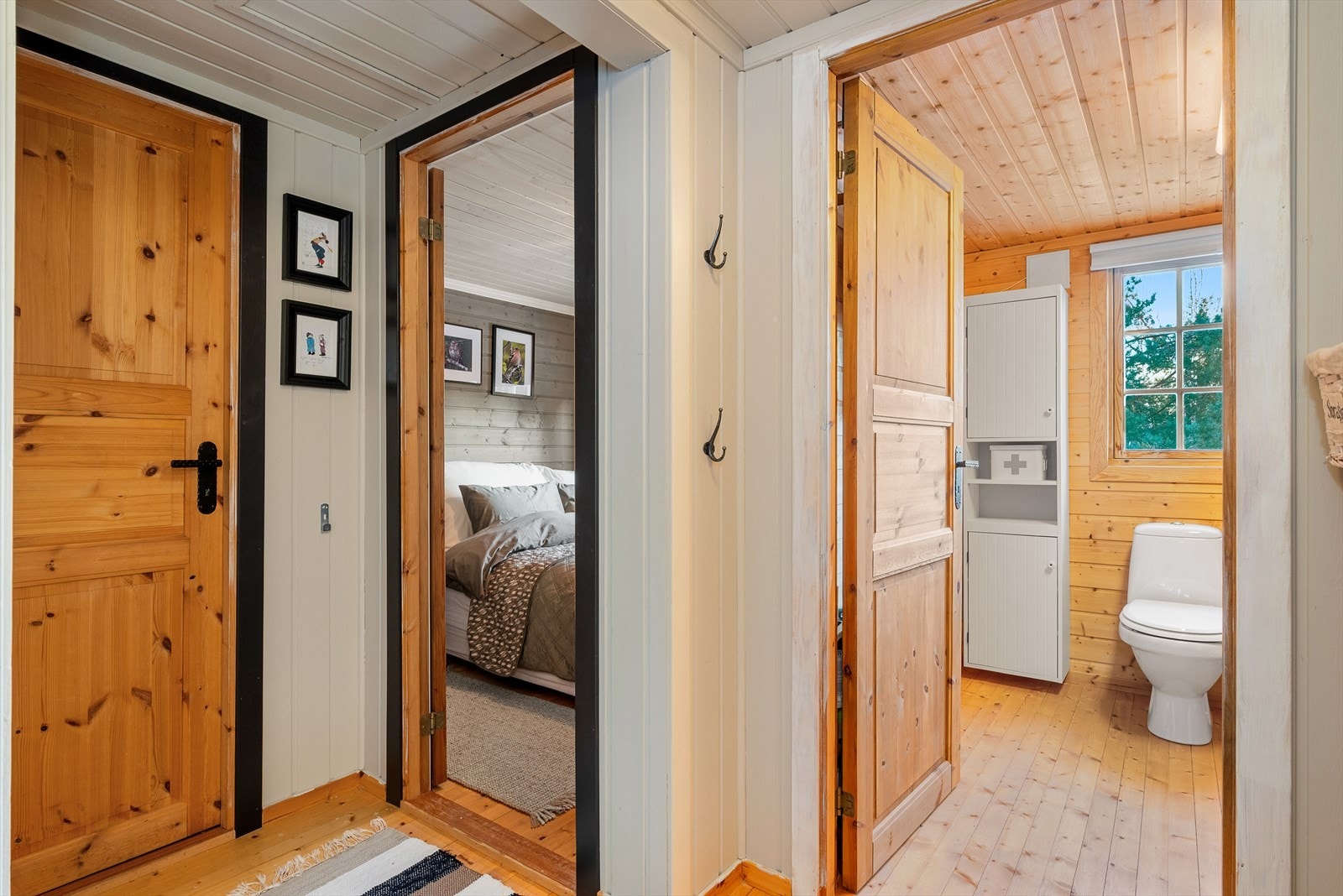 Der også en liten bod på cirka 1 kvm mellom soverommene. Galleribilde