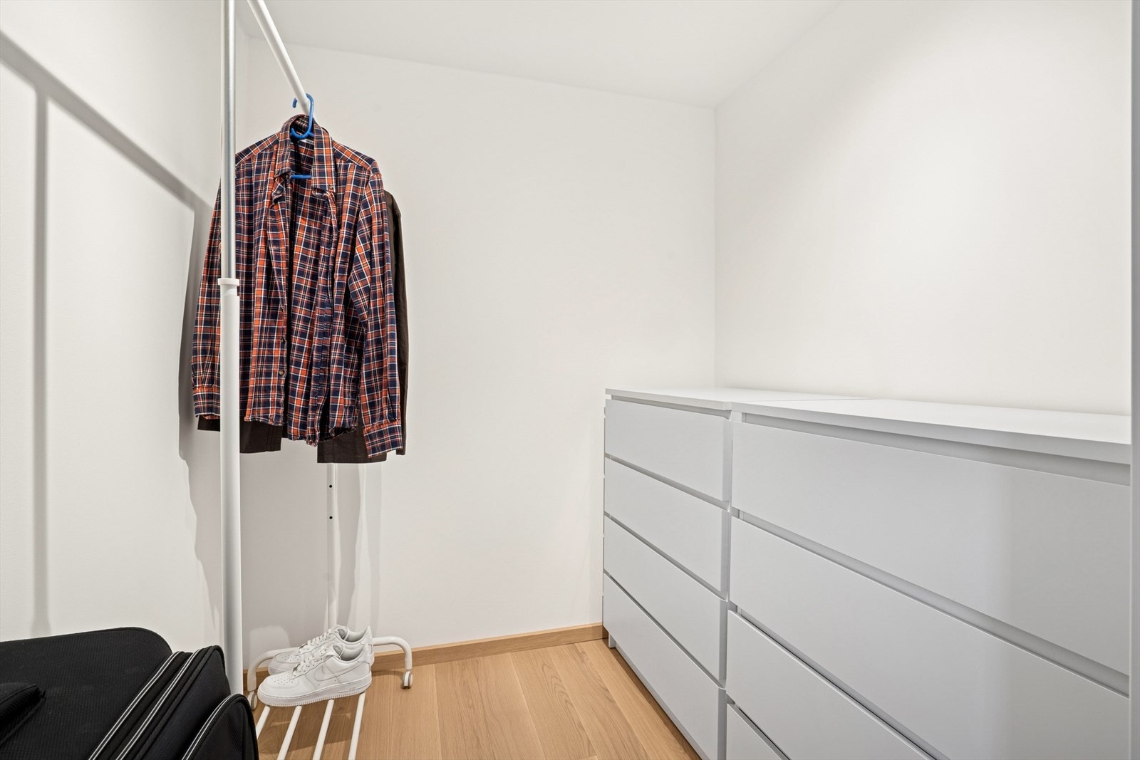 Et rom som bidrar til en ryddig og funksjonell hverdag. Galleribilde