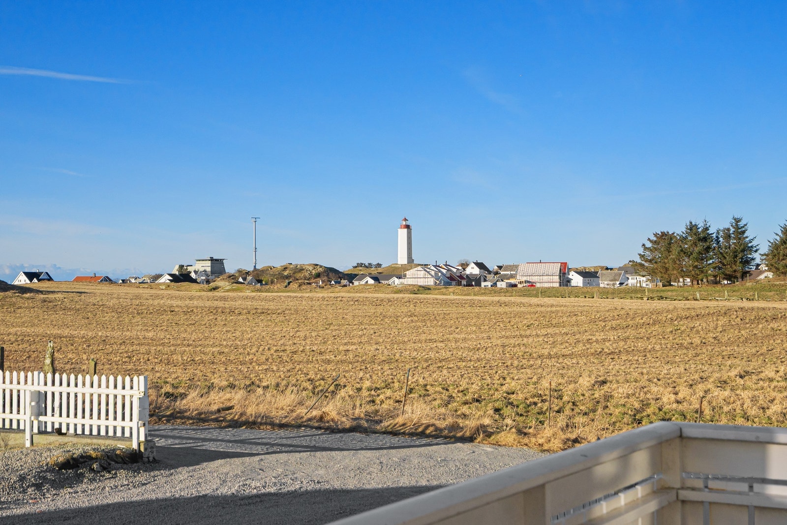 Utsikt mot Kvitsøy fyr. Galleribilde