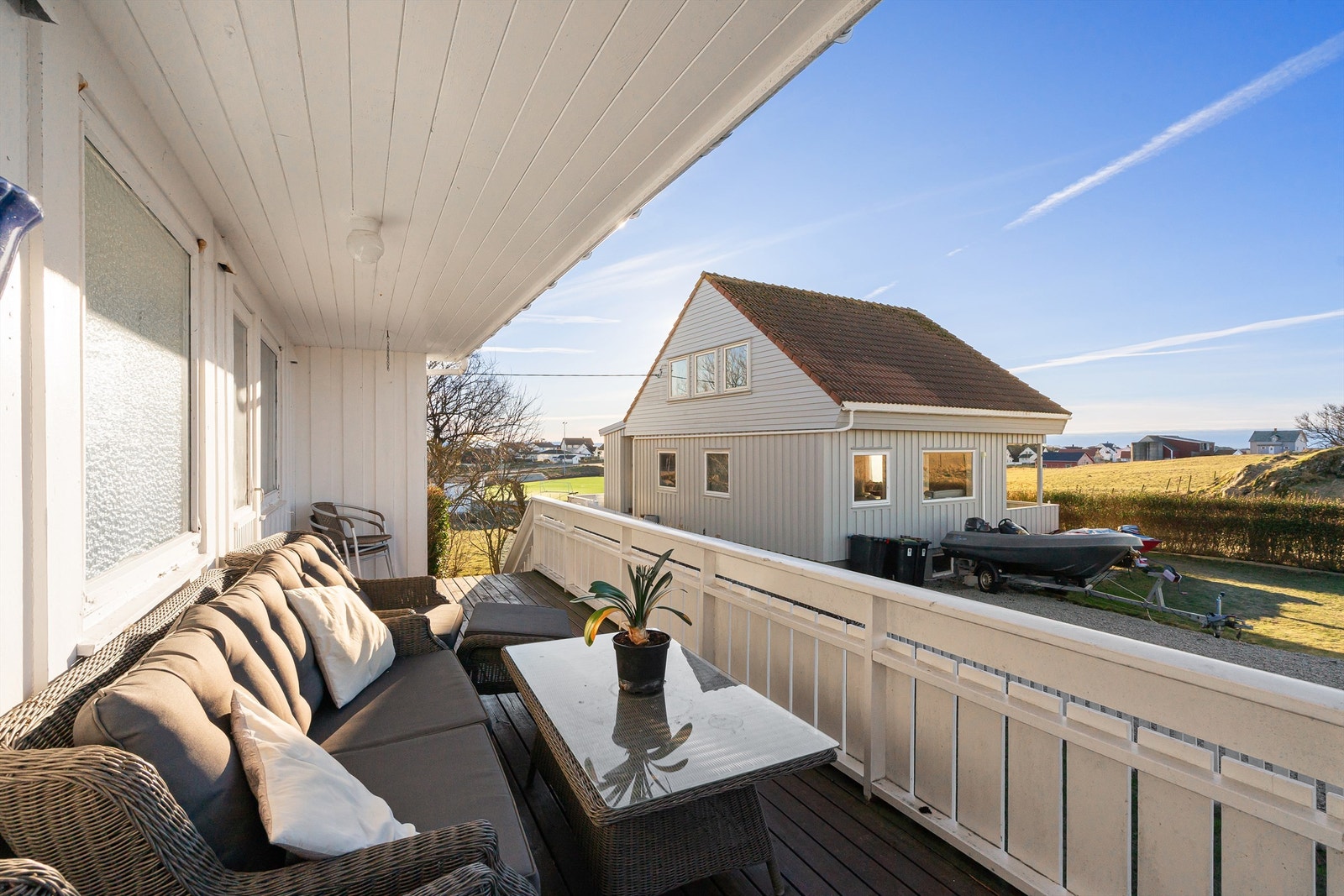 Direkte utgang til balkong i fra stue. Galleribilde