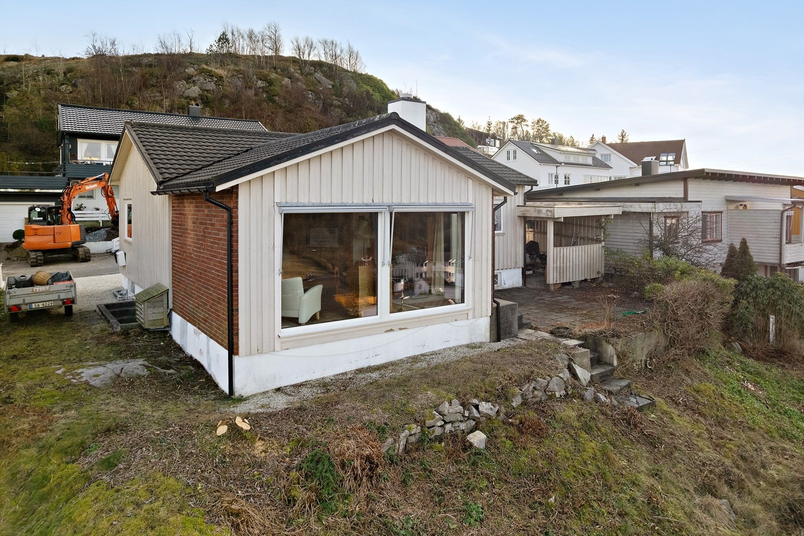 Store vindusflater i front der den nydeligste utsikt virkelig kan nytes. Galleribilde