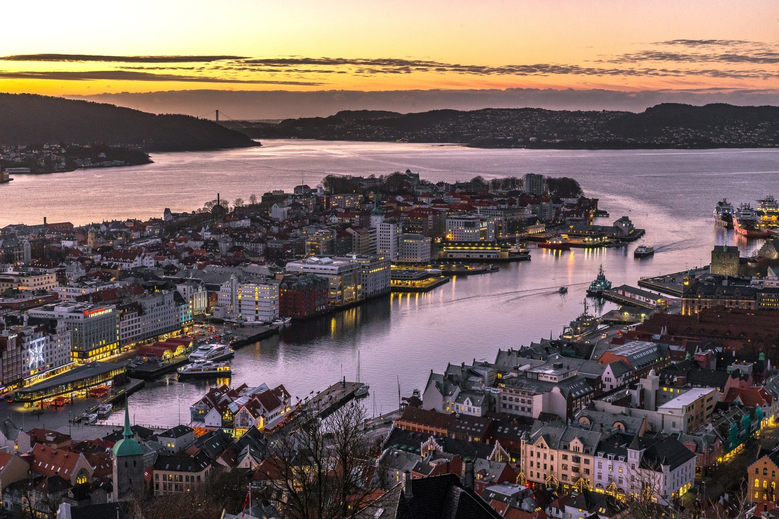 - Ta kontakt med eiendomsmegler idag - Galleribilde