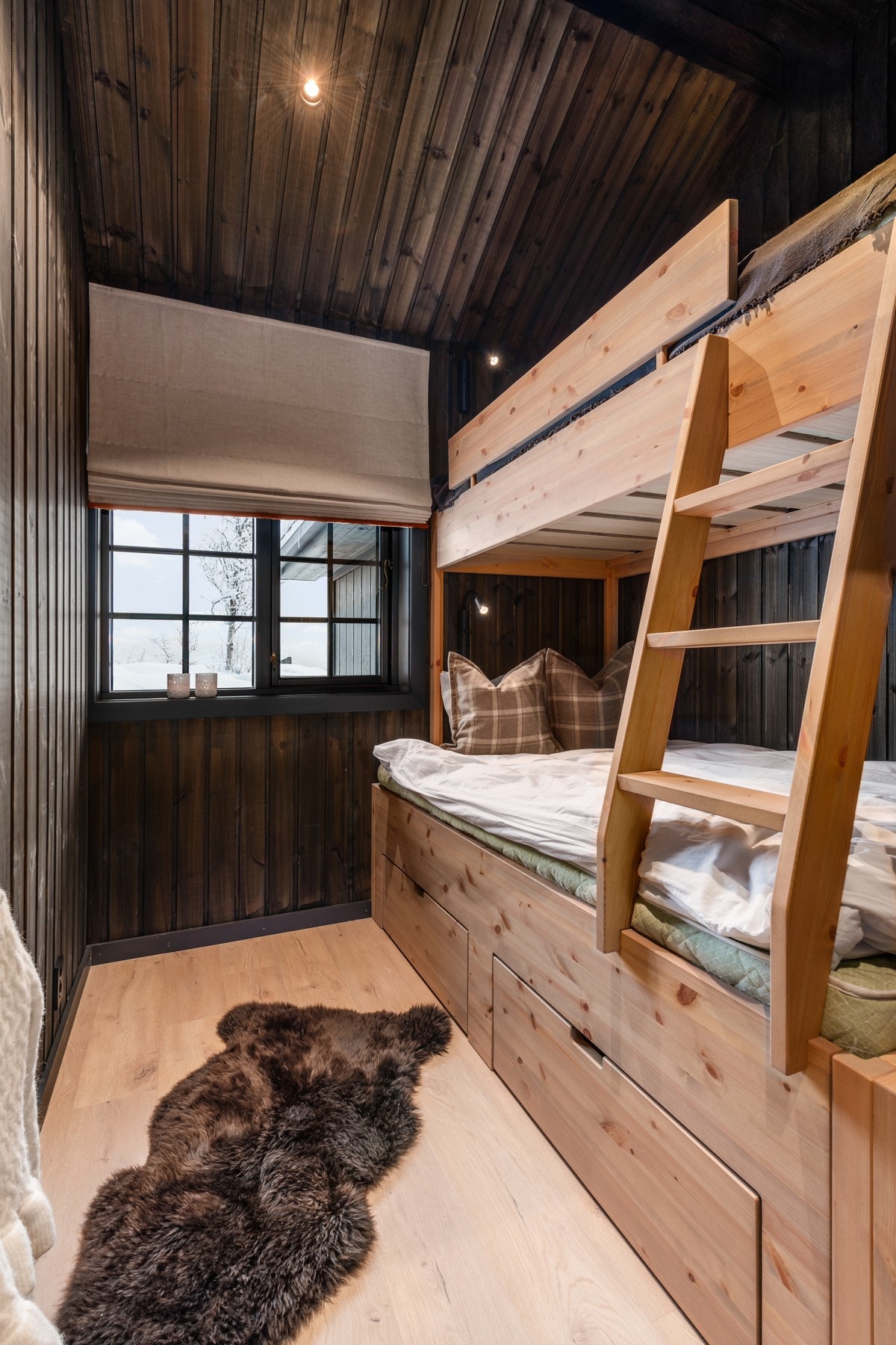 Her er det god plass til store og små Galleribilde