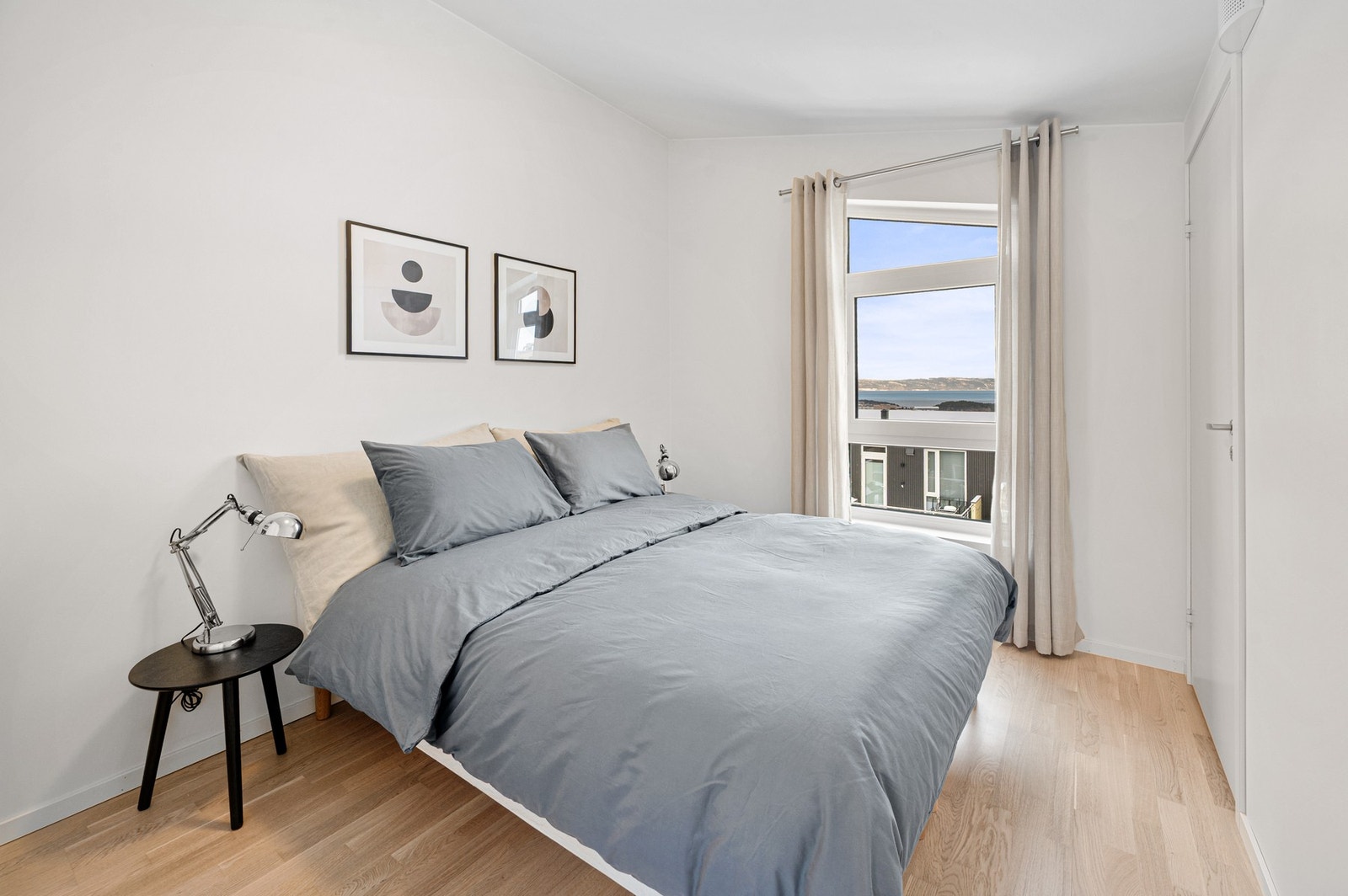 Hovedsoverom måler 9,7kvm. Galleribilde