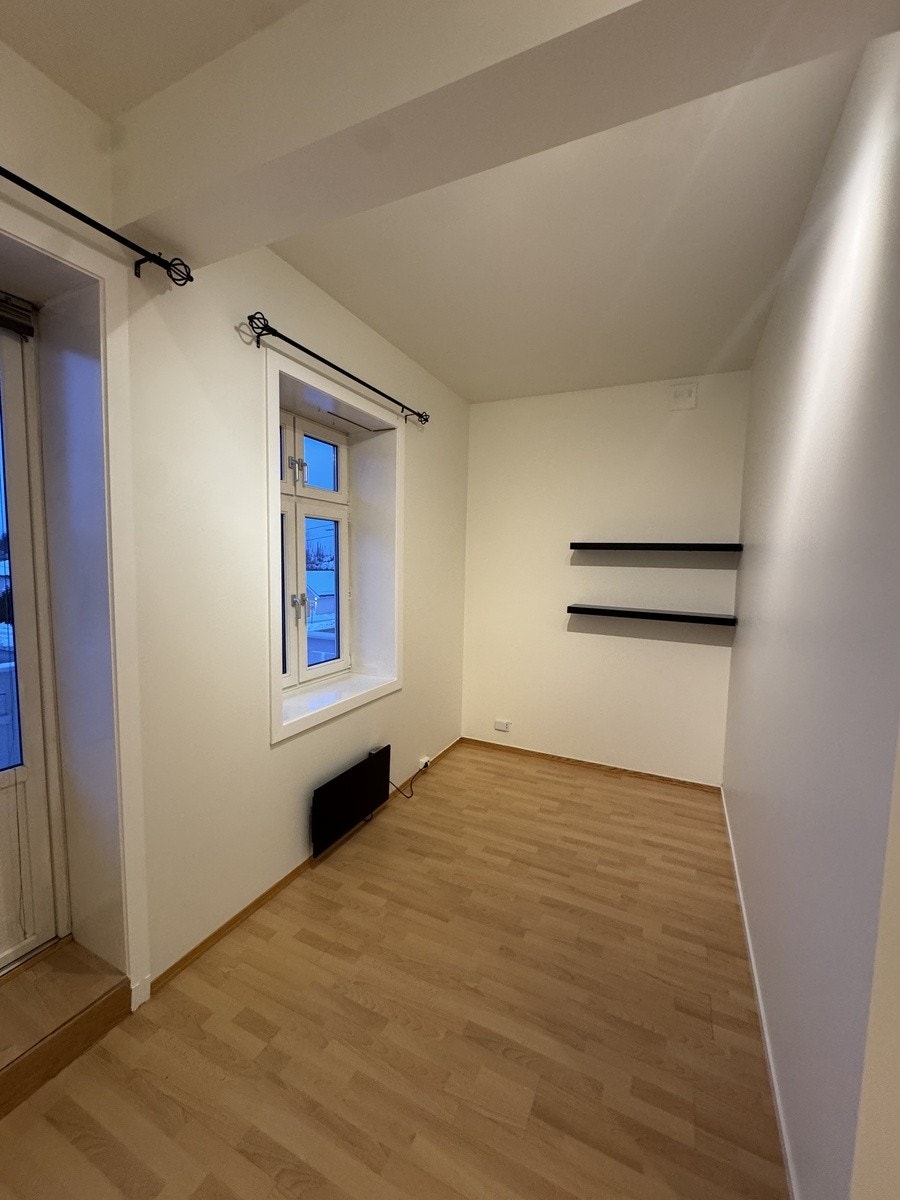 Stue. Kan gjøres om til soverom Galleribilde