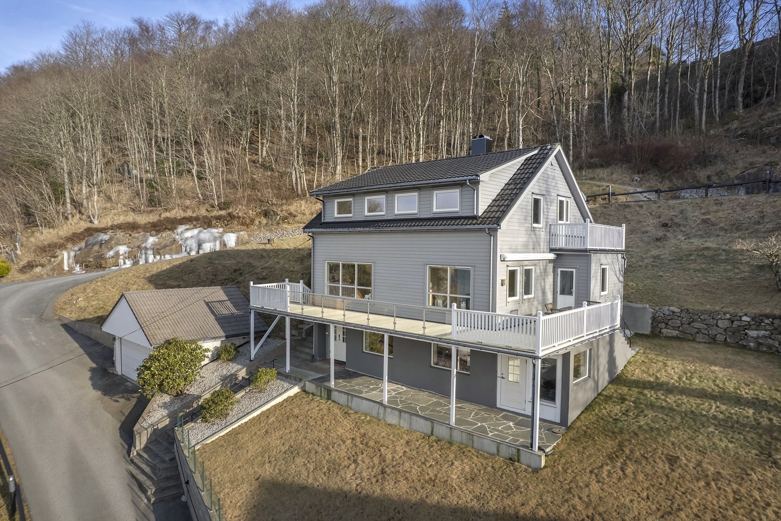 Velstelt fin eiendom Galleribilde