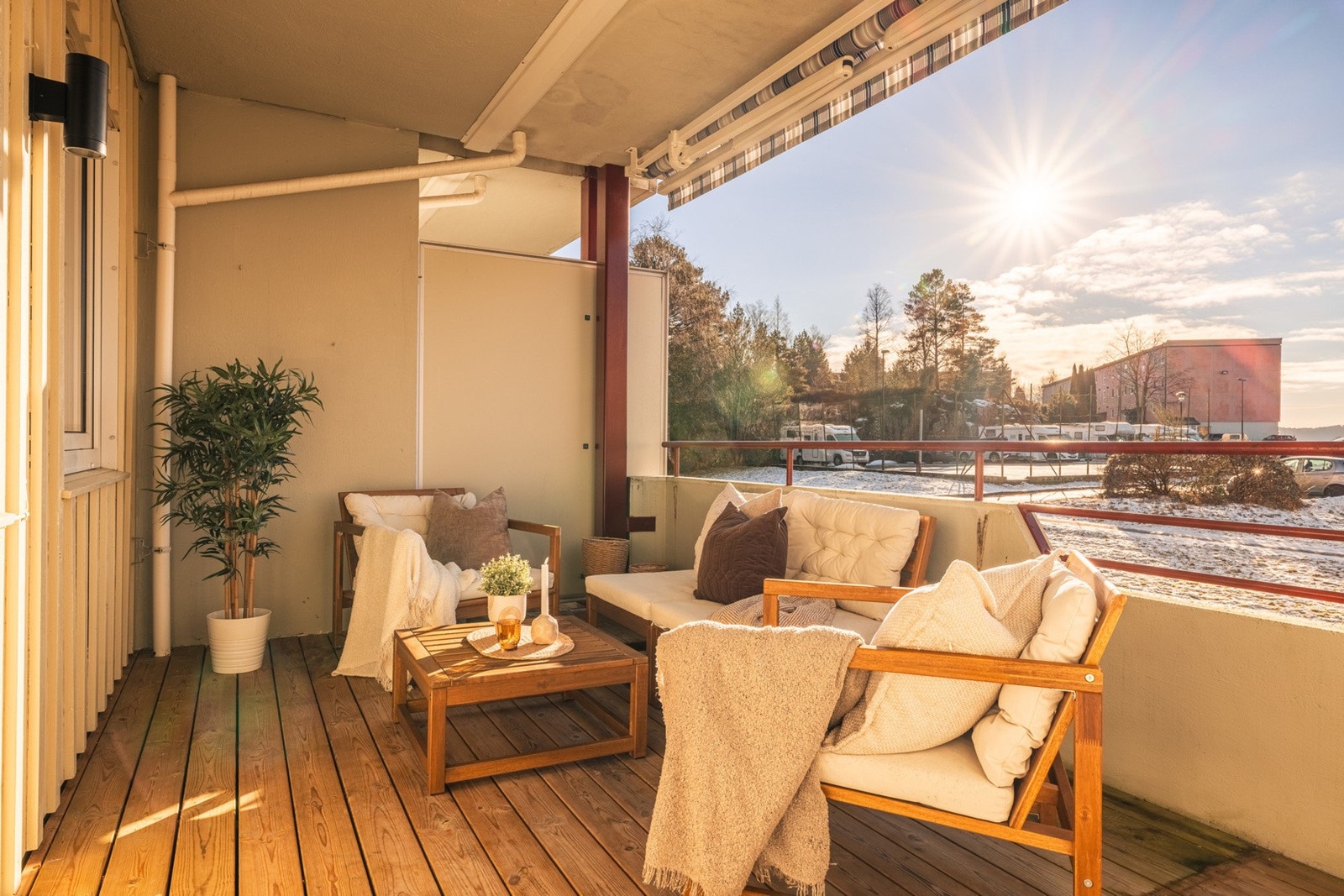 Her kan man nyte de gode solforholdene. Galleribilde