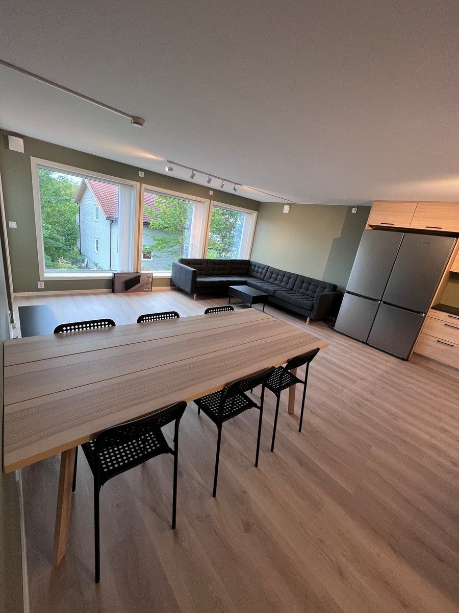 Stue og kjøkken Galleribilde