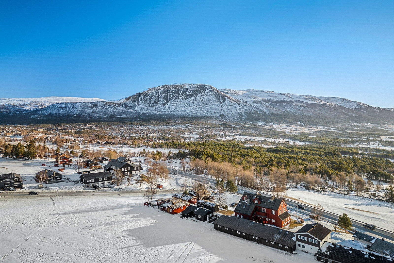 Nydelig beliggenhet like ved skitrekket i Vangslia. Galleribilde