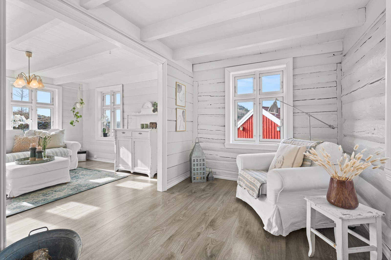 To stuer som ligger etter hverandre. Galleribilde