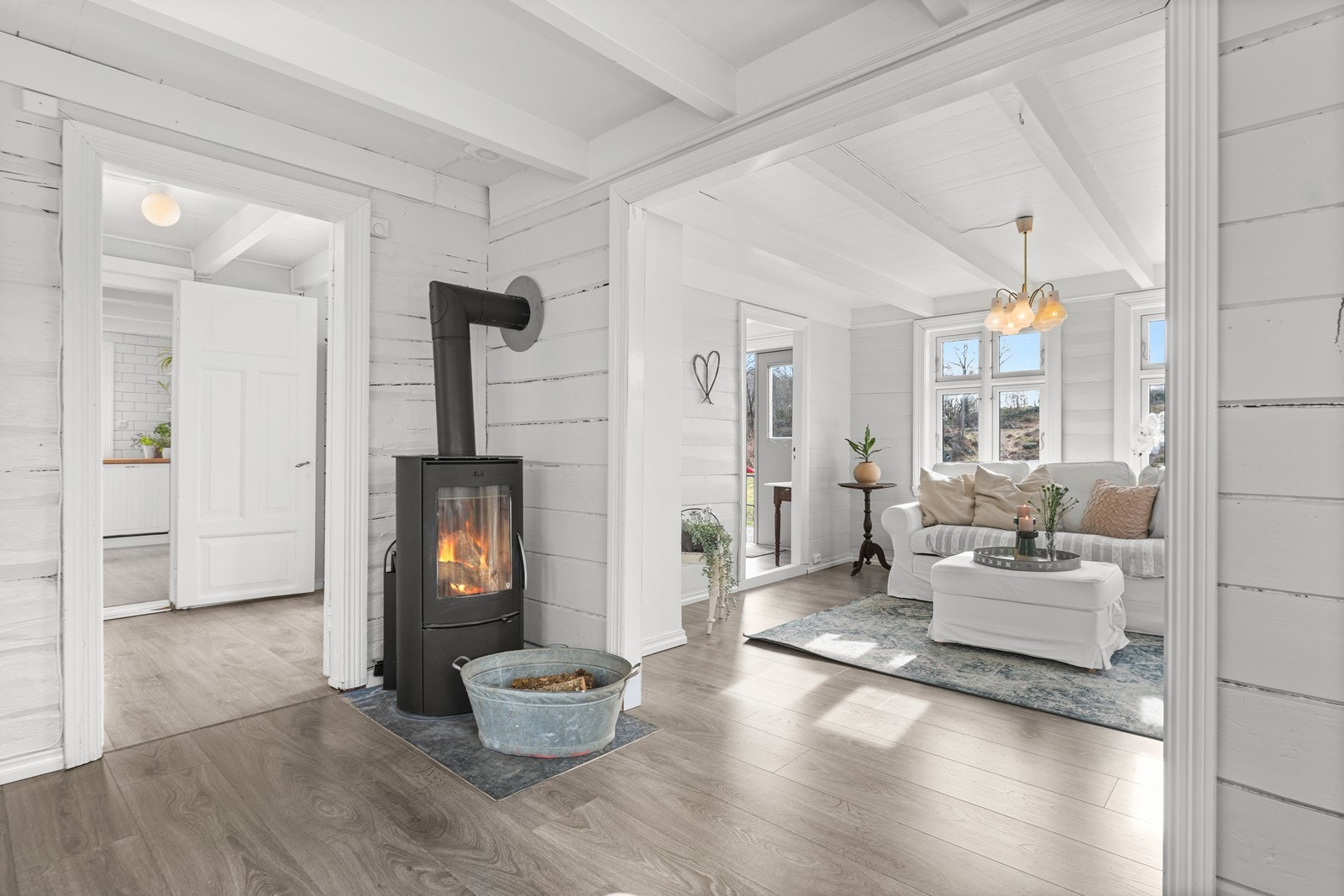 Vannbåren varme og vedfyring. Galleribilde