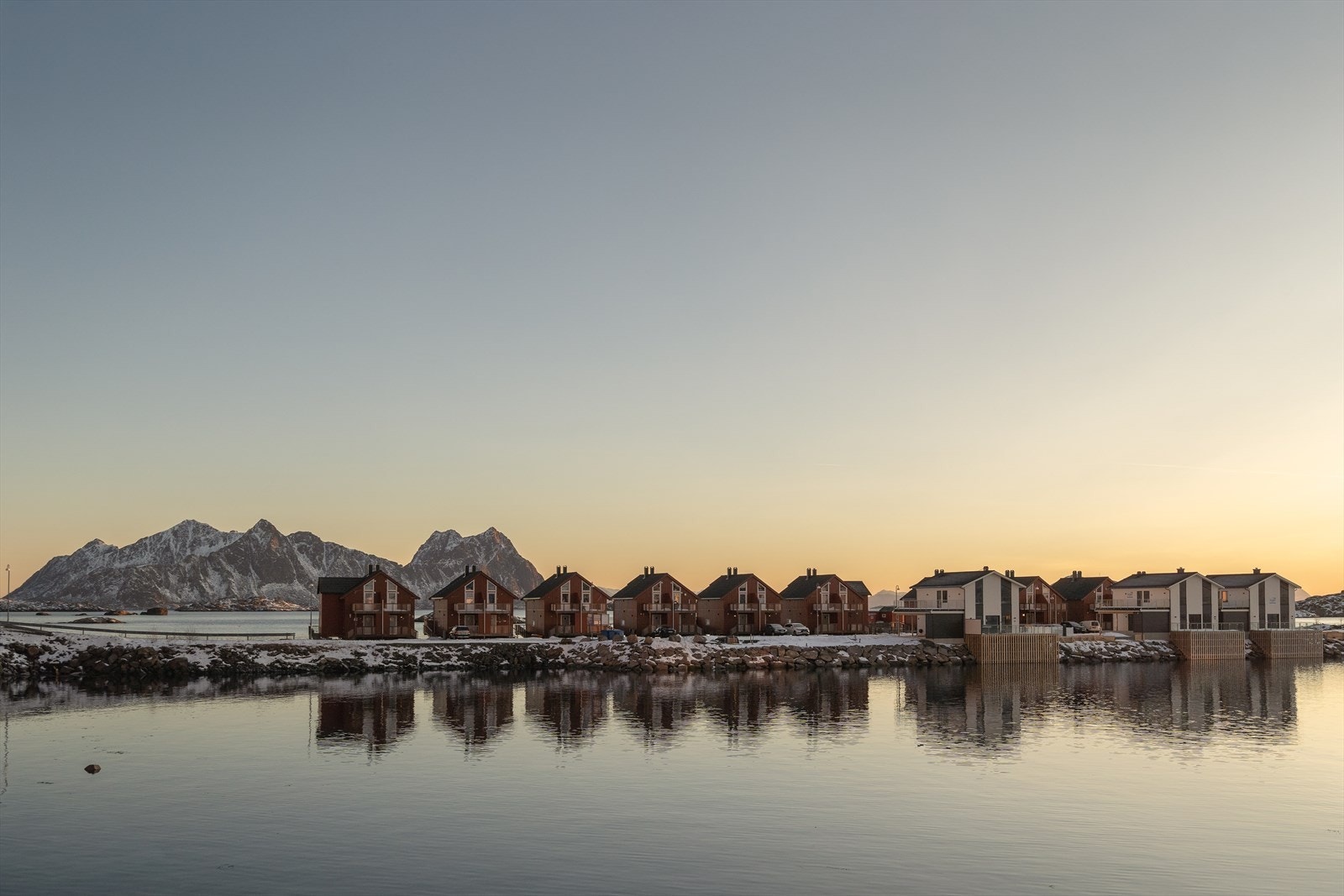 Her finner man enkelt roen i en hektisk hverdag, med den beroligende lyden av bølger som ruller inn mot land. Galleribilde