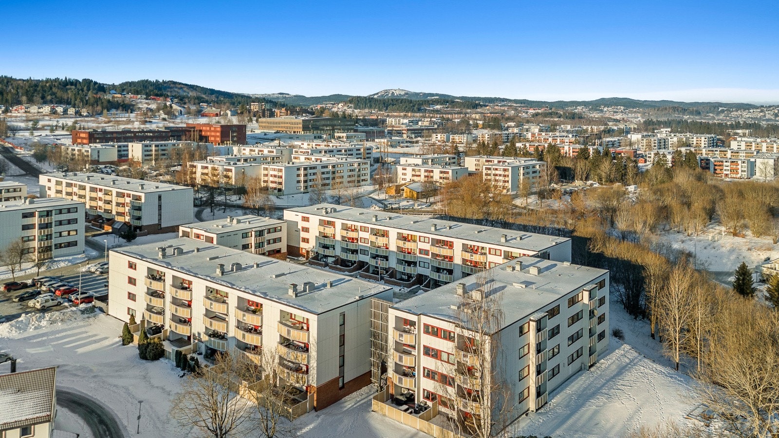 Ta kontakt med megler dersom oppsatt visningstidspunkt ikke passer. Velkommen til visning! Galleribilde