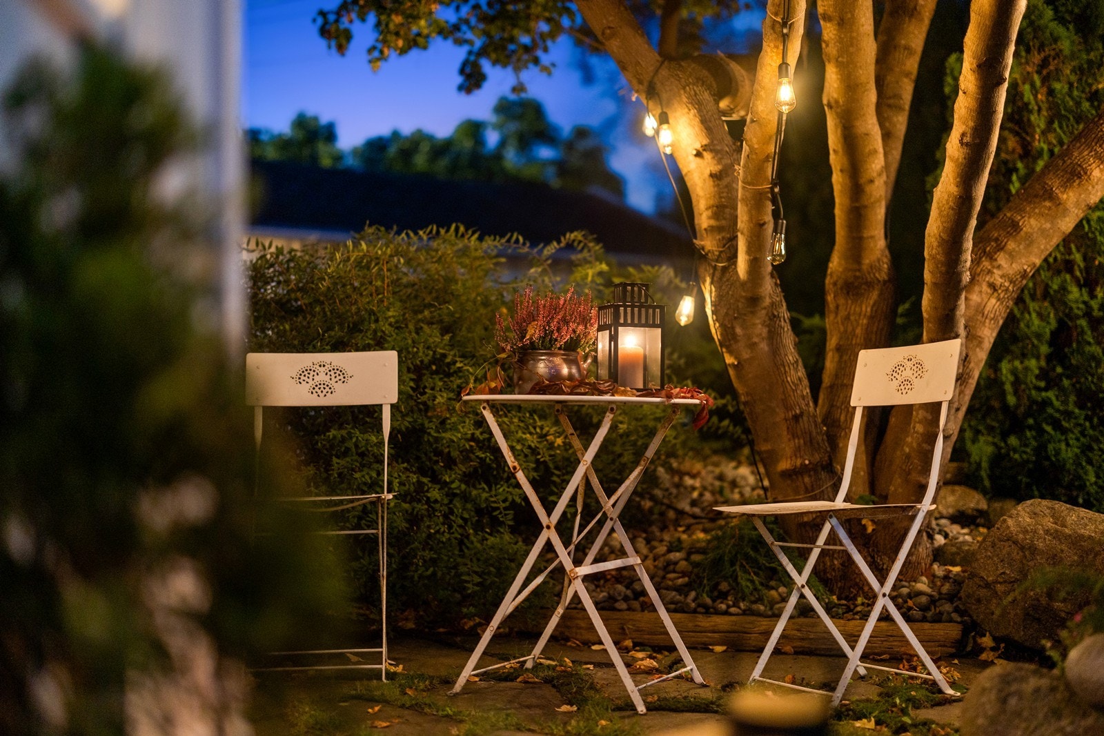 Gjennomtenkte detaljer gir eiendommen et personlig og innbydende preg. Galleribilde