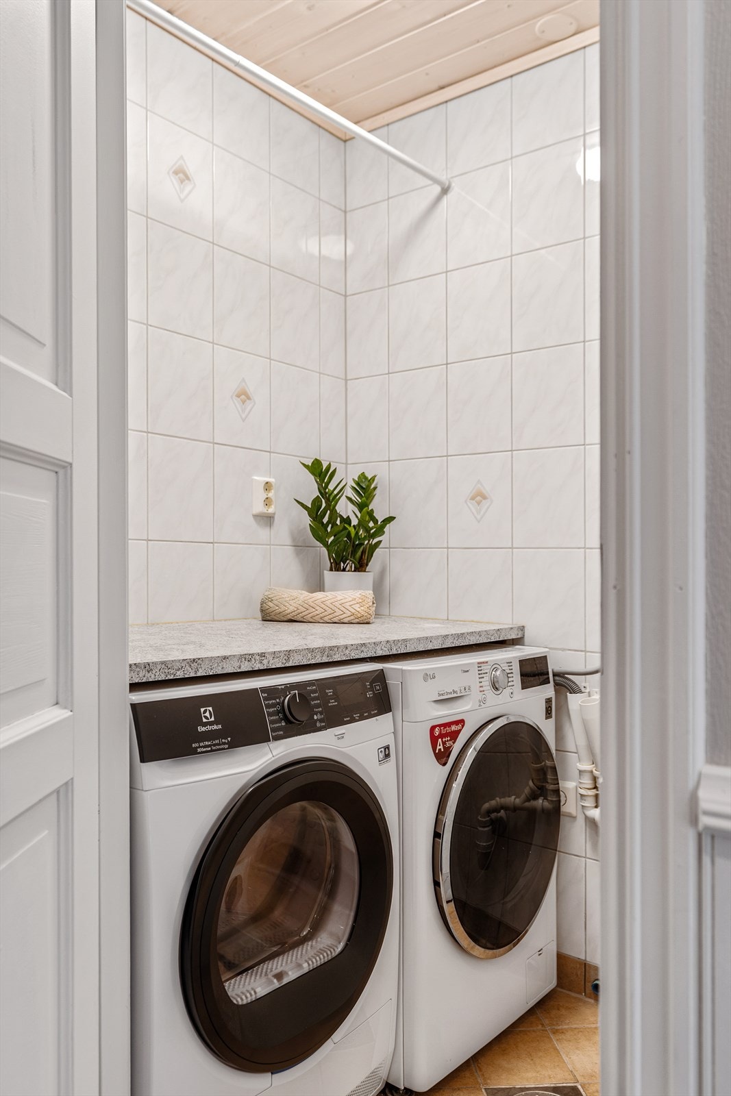 Praktisk separat vaskerom. Galleribilde
