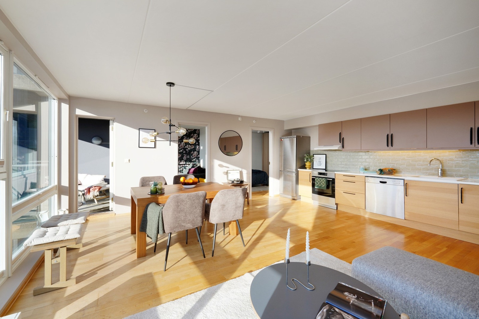 Det er mulighet for innbetaling av andel fellesgjeld (da blir fellesutgiftene kr. 3.844,-) Galleribilde