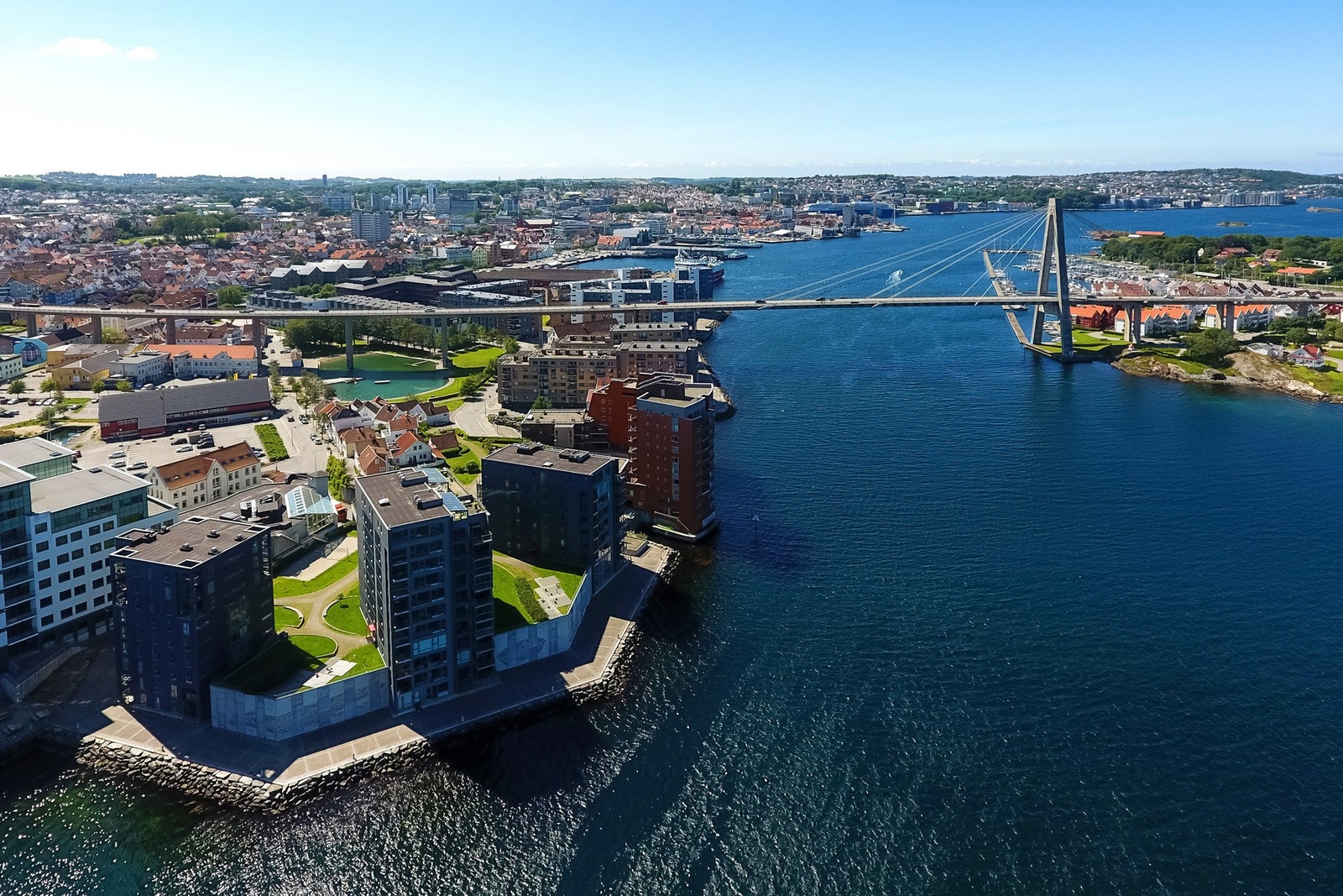 Badehusgata har en maritim beliggenhet. Galleribilde