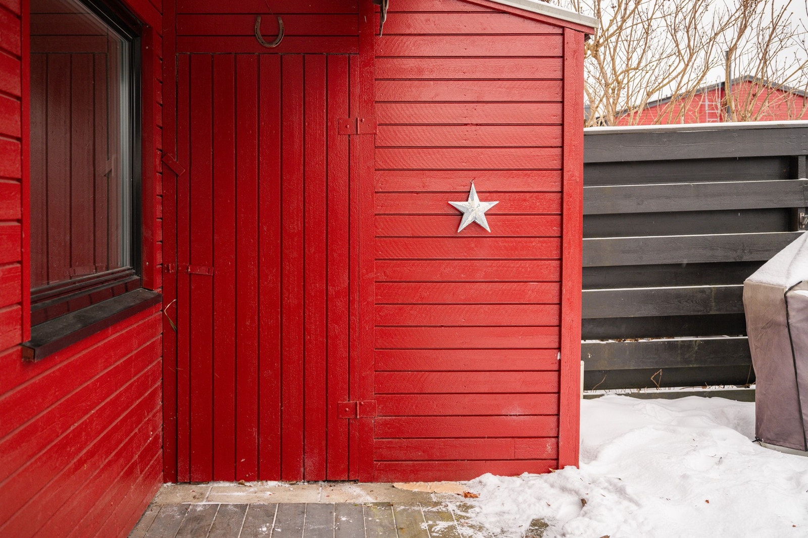 Praktisk utvendig bod på ca. 2 kvm. Galleribilde