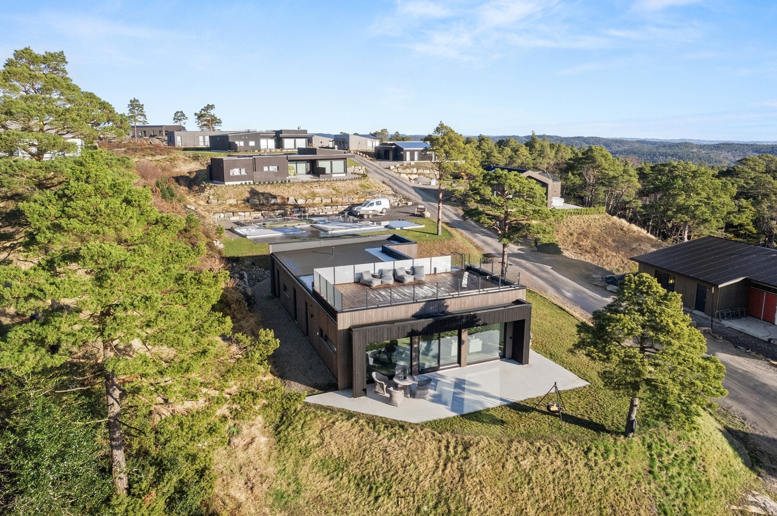 Meget solrikt og lite innsyn Galleribilde