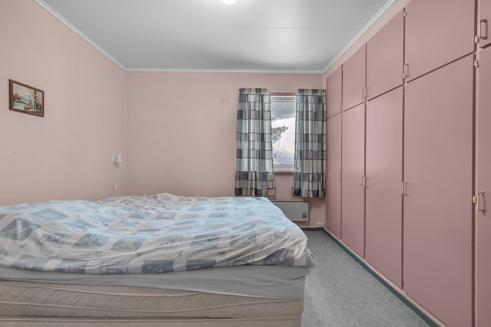 Innebygget garderobeskap Galleribilde