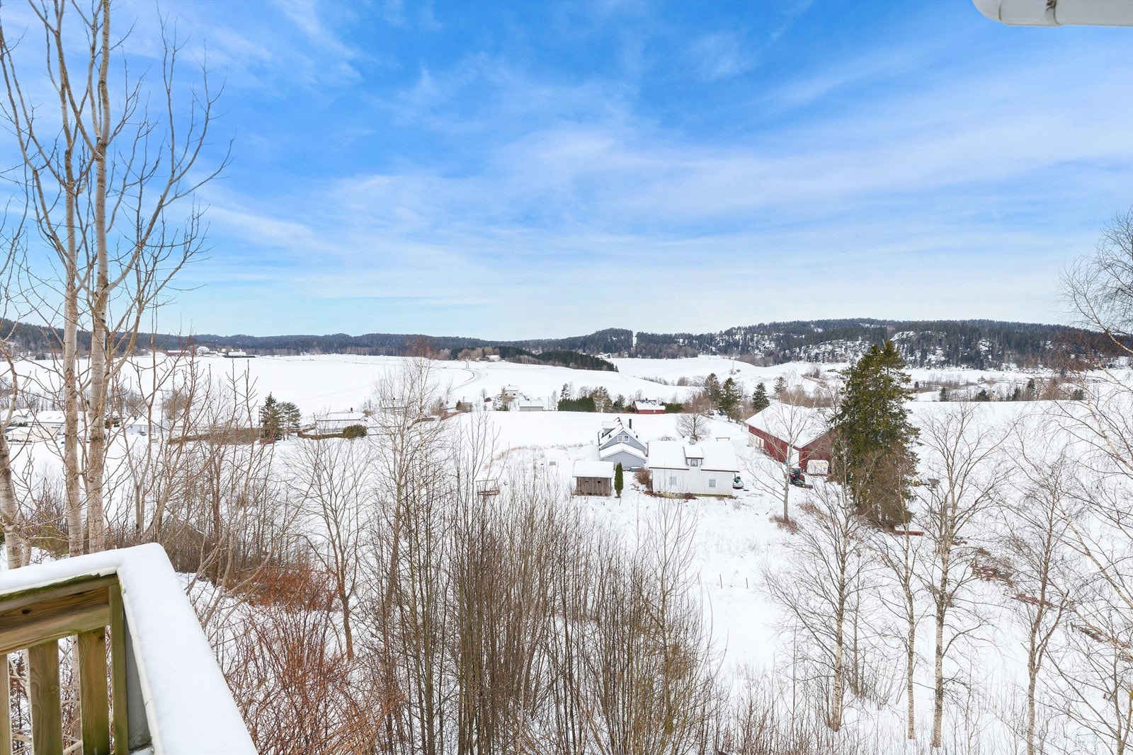 Terrassen er vestvendt og har strålende solforhold Galleribilde