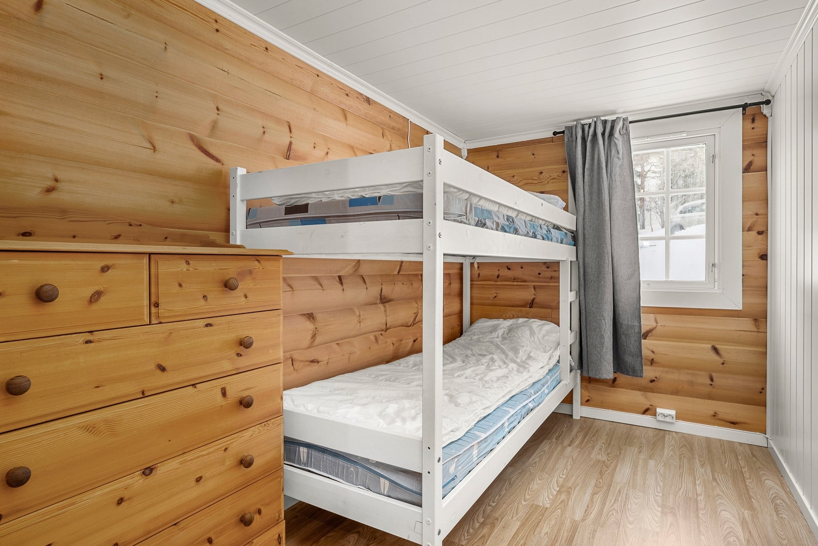 Soverom 2 har køyeseng som gir god utnyttelse av arealet og flere soveplasser når familien samles. Galleribilde