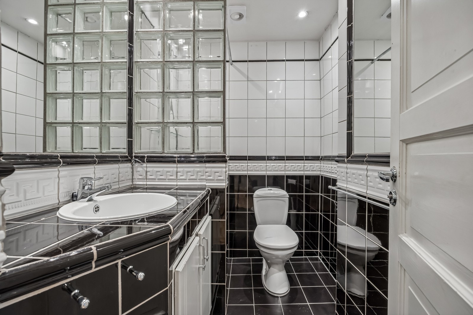 Baderom Galleribilde