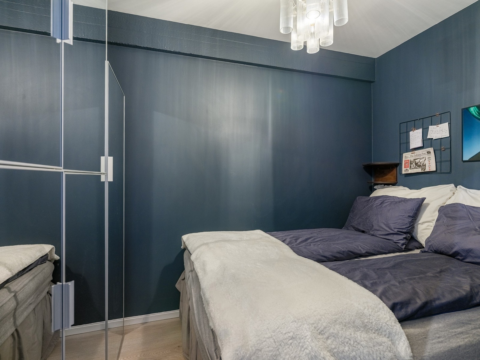 Sovealkoven ligger skjermet og tilbaketrukket til fra resten av boligen. Galleribilde