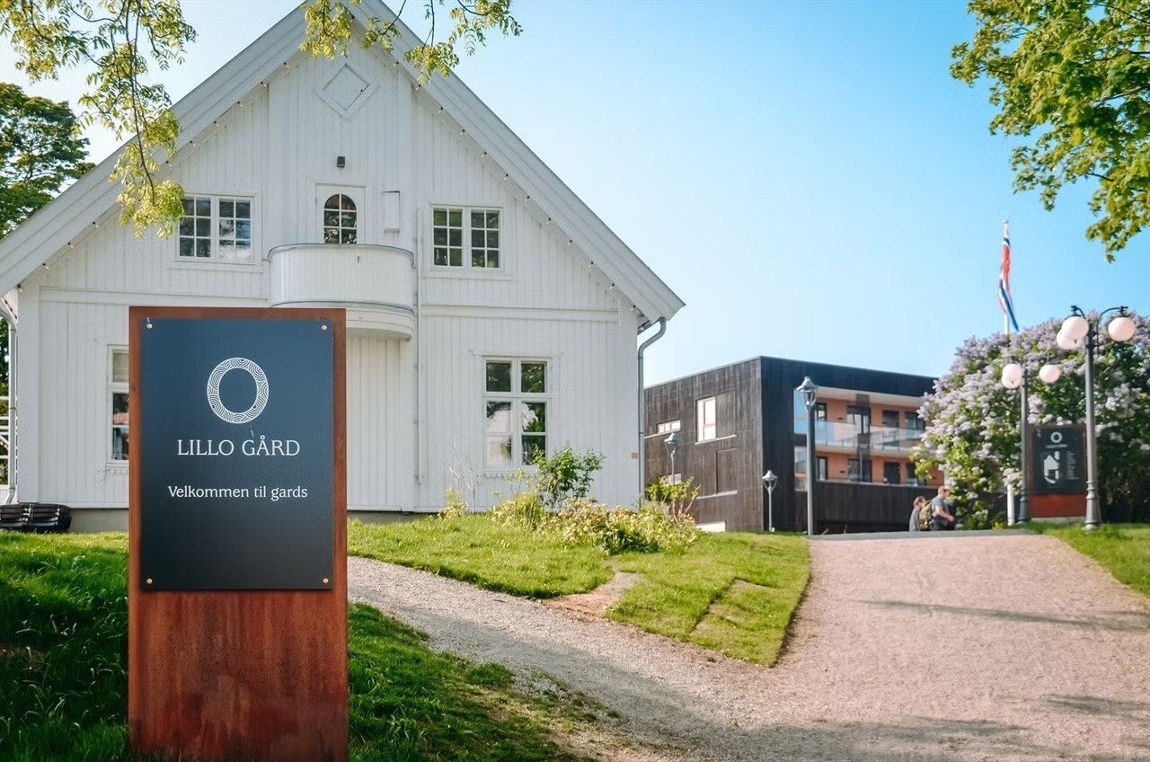 Lillo Gård. Galleribilde