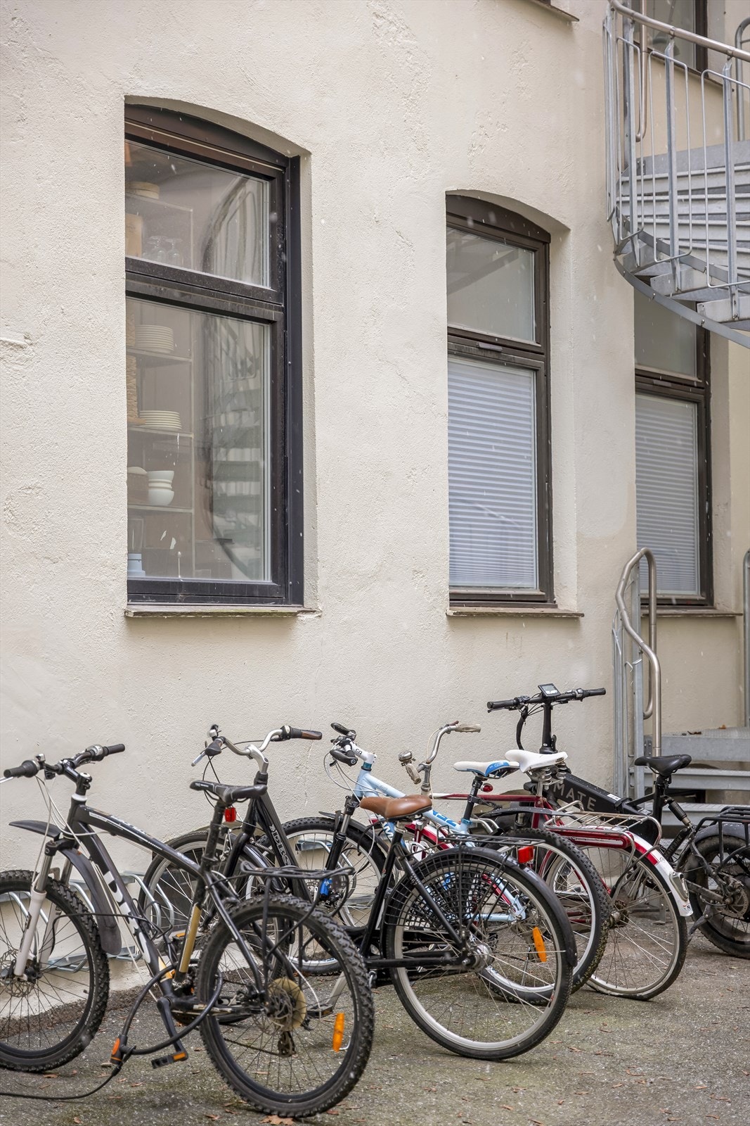 Borettslaget har sykkelparkering. Det er også en gratis vaskekjeller for beboerne. Galleribilde