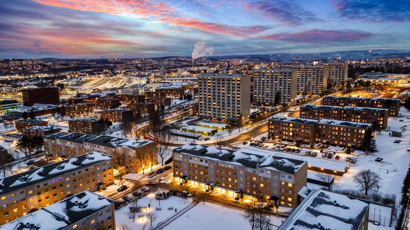 Attraktivt på Veitvet! Nærhet til offentlig kommunikasjon, et rikt utvalg av gode servicetilbud og marka. Galleribilde