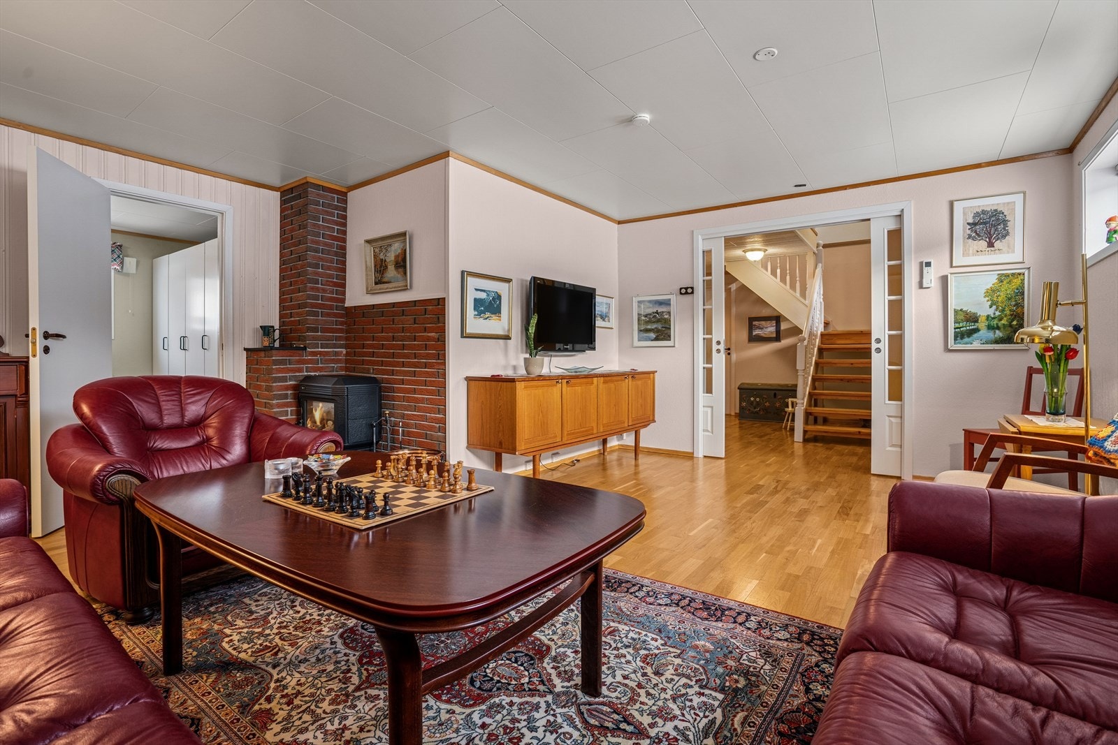 Også her er det ildsted og varmepumpe Galleribilde