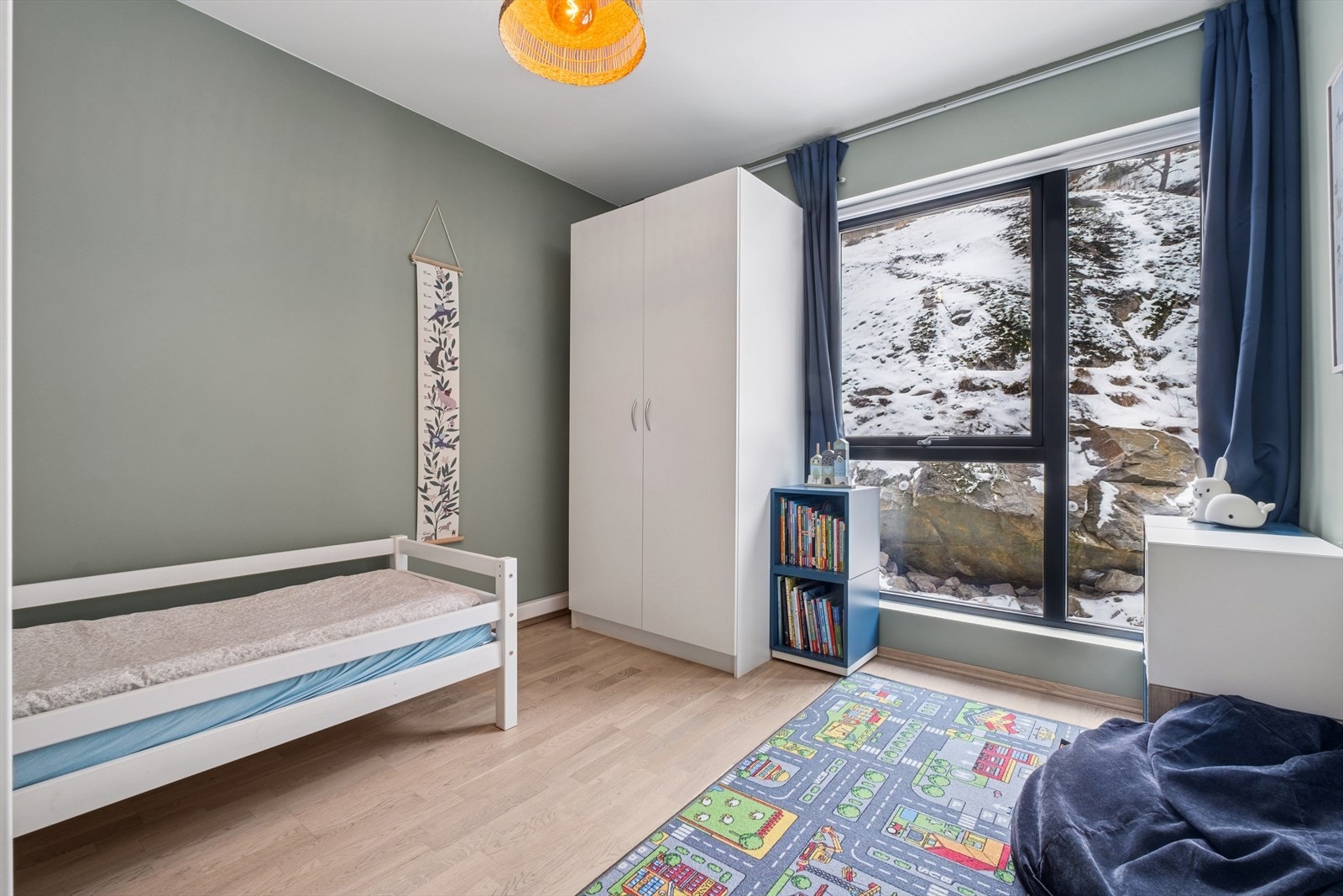 Alle soverommene er samlet i boligens 2. etasje. Galleribilde