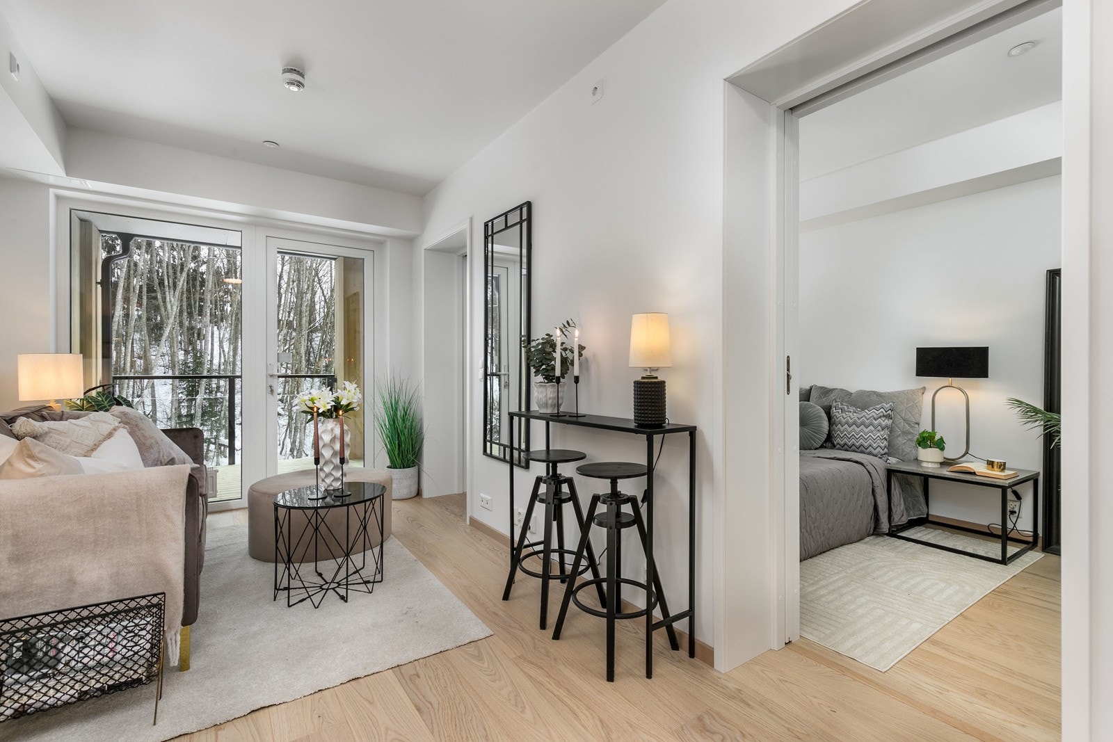 Grunnpakke for kabel-TV og internett er inkl. i felleskostnadene. Bilde fra M103 Galleribilde